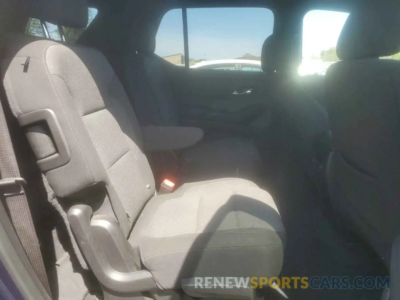 11 fotografías del automóvil dañado 1GNERGKWXPJ119711 CHEVROLET TRAVERSE 2023
