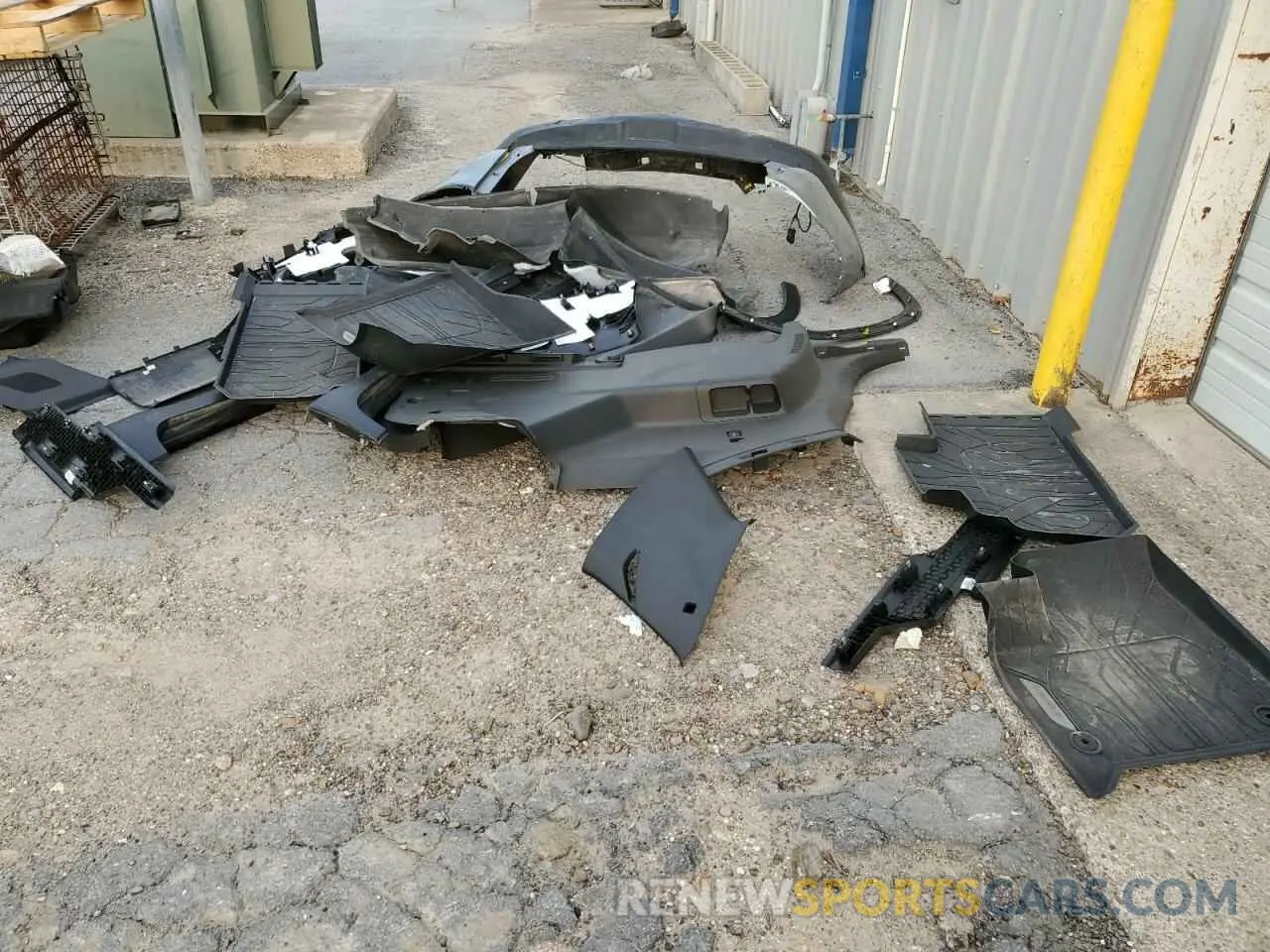 13 fotografías del automóvil dañado 1GNERHKW0PJ333063 CHEVROLET TRAVERSE 2023