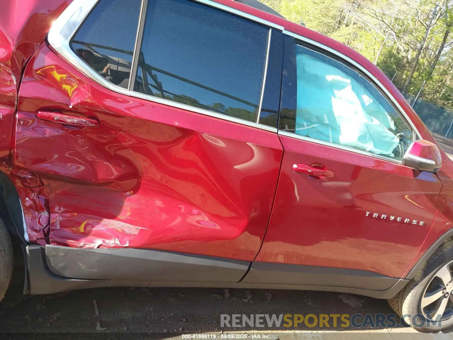 13 fotografías del automóvil dañado 1GNERHKW4PJ232429 CHEVROLET TRAVERSE 2023