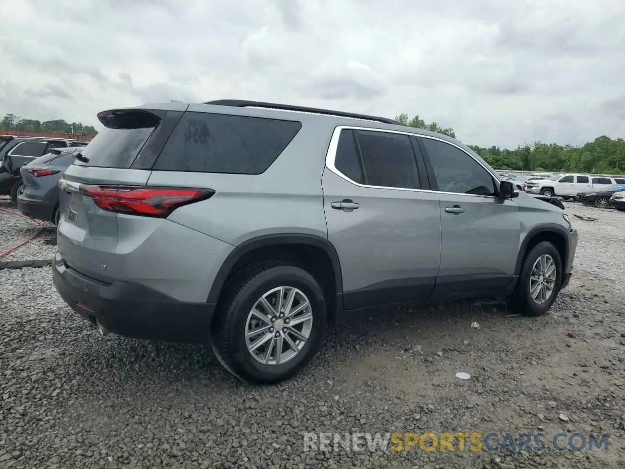 3 fotografías del automóvil dañado 1GNERHKW5PJ197450 CHEVROLET TRAVERSE 2023