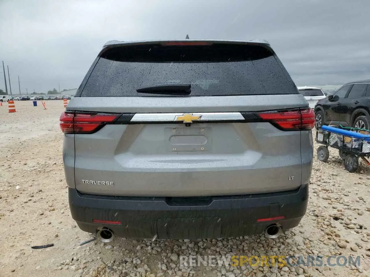 6 fotografías del automóvil dañado 1GNERHKW5PJ206132 CHEVROLET TRAVERSE 2023