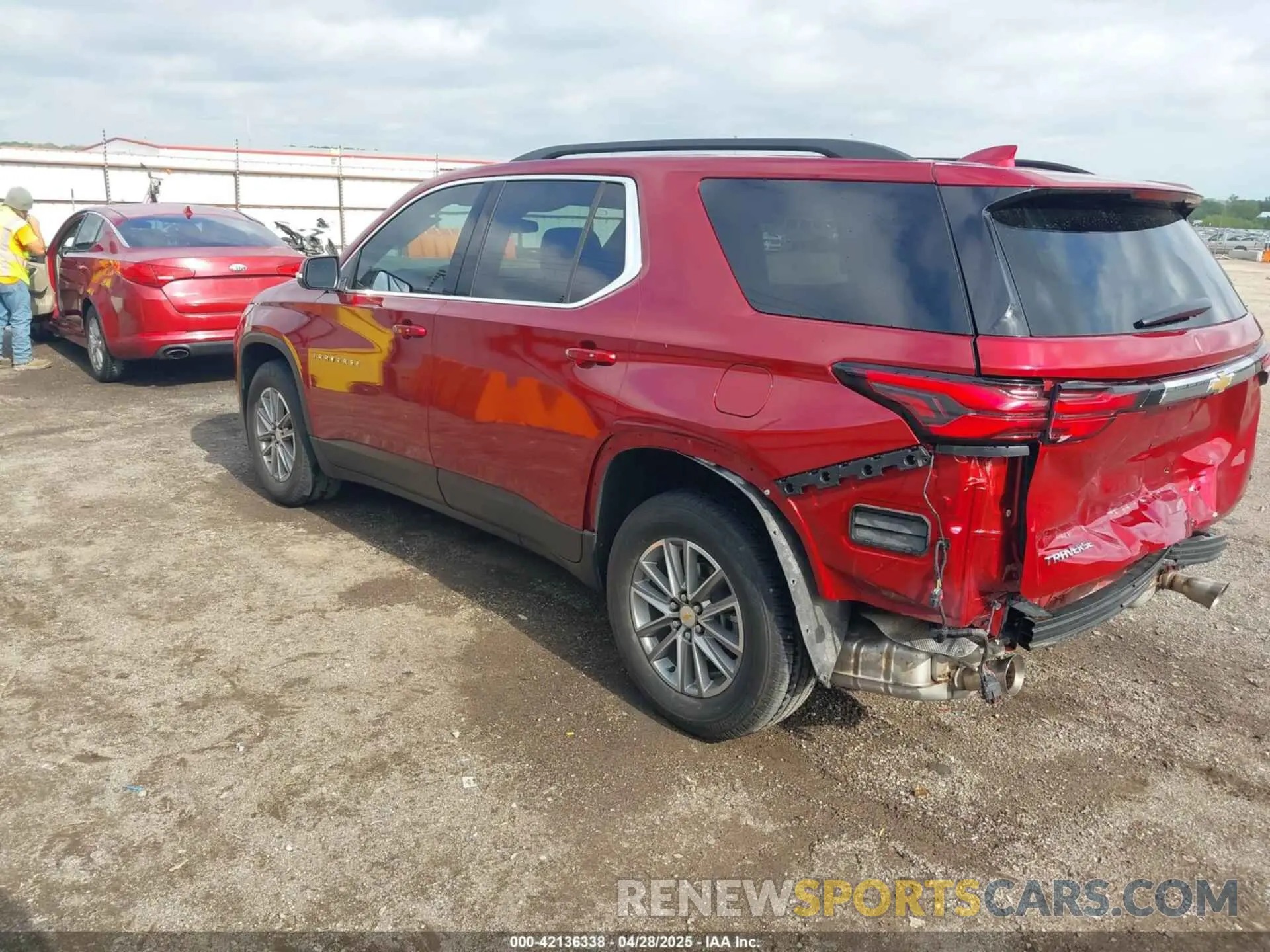 3 fotografías del automóvil dañado 1GNERHKW9PJ203184 CHEVROLET TRAVERSE 2023
