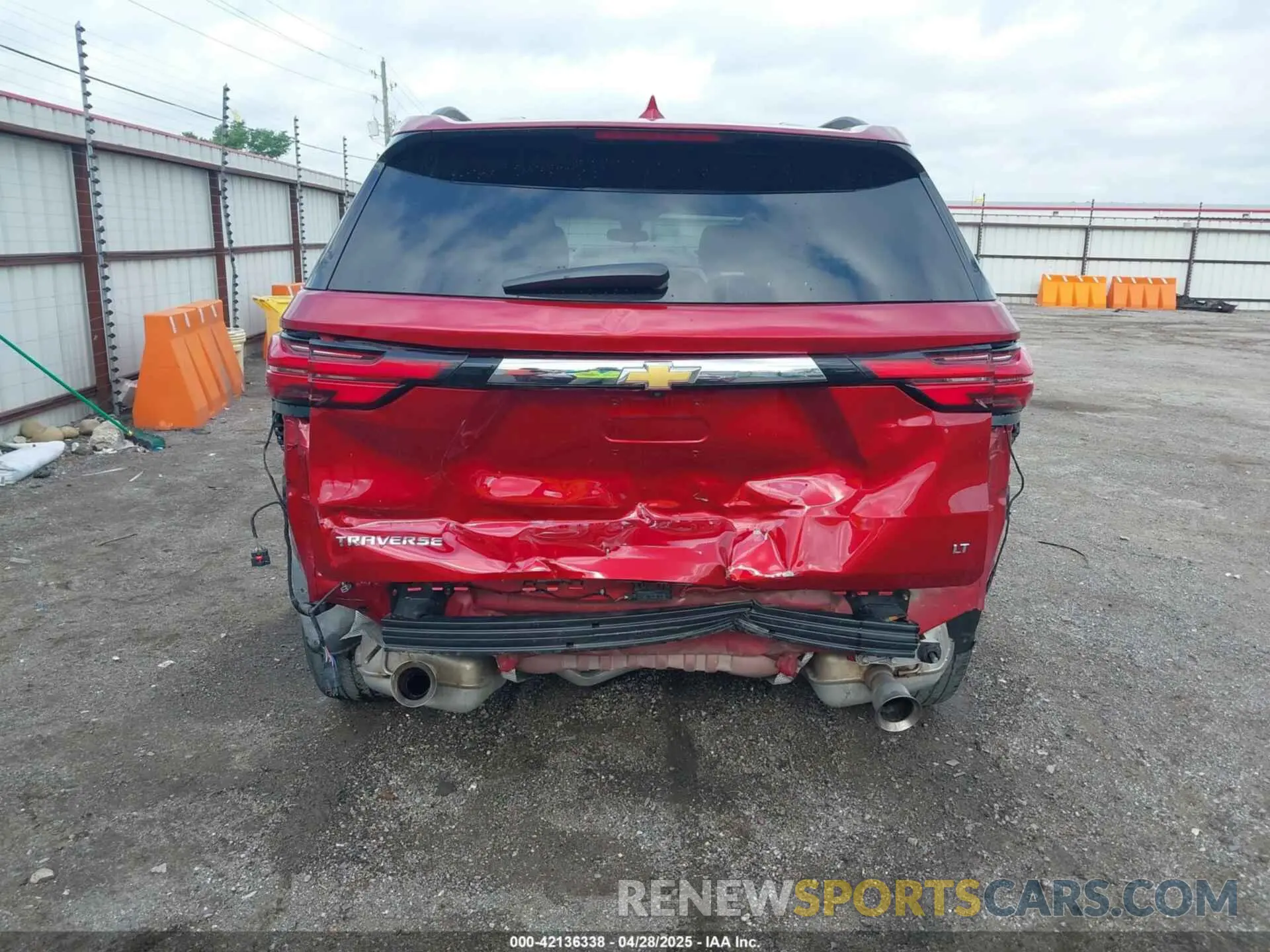 6 fotografías del automóvil dañado 1GNERHKW9PJ203184 CHEVROLET TRAVERSE 2023