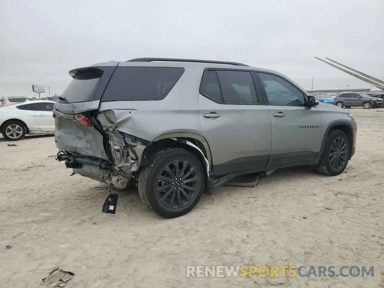 3 fotografías del automóvil dañado 1GNERJKW3PJ207187 CHEVROLET TRAVERSE 2023