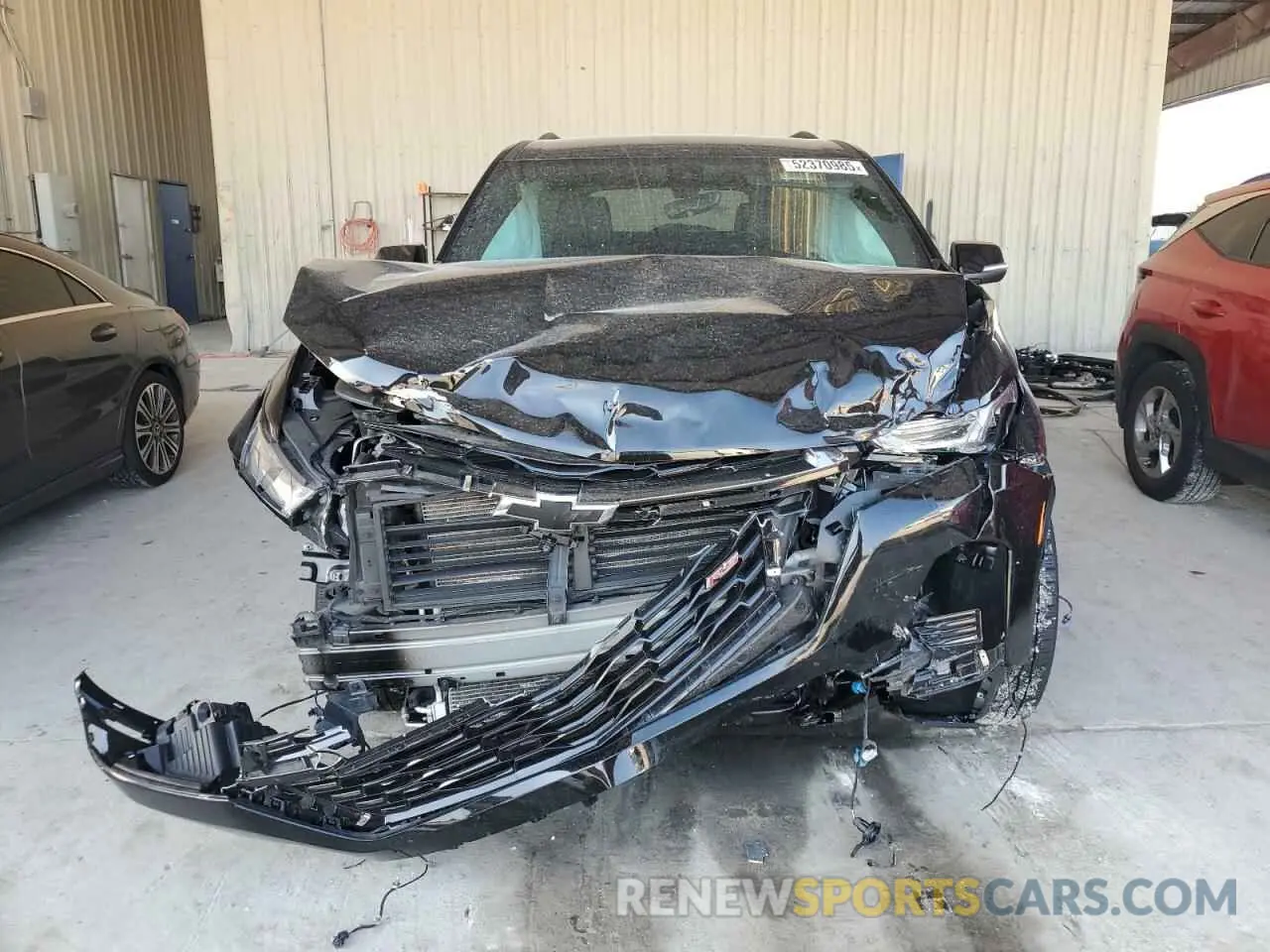 5 fotografías del automóvil dañado 1GNERJKW5PJ277788 CHEVROLET TRAVERSE 2023
