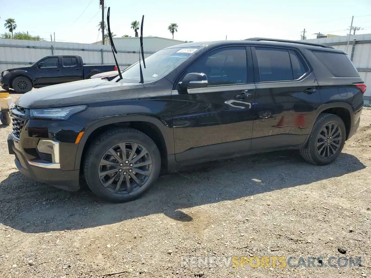 1 fotografías del automóvil dañado 1GNERJKWXPJ131449 CHEVROLET TRAVERSE 2023