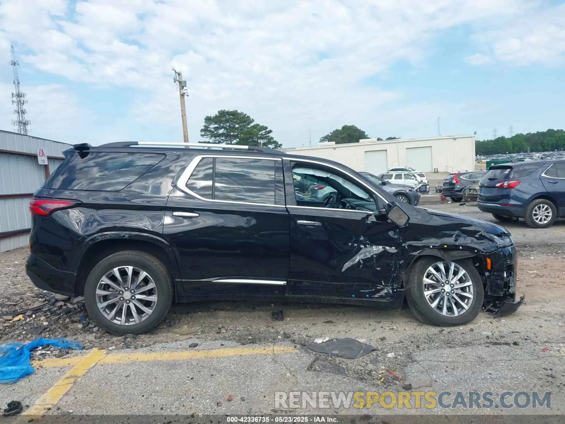 13 fotografías del automóvil dañado 1GNERKKW0PJ102130 CHEVROLET TRAVERSE 2023