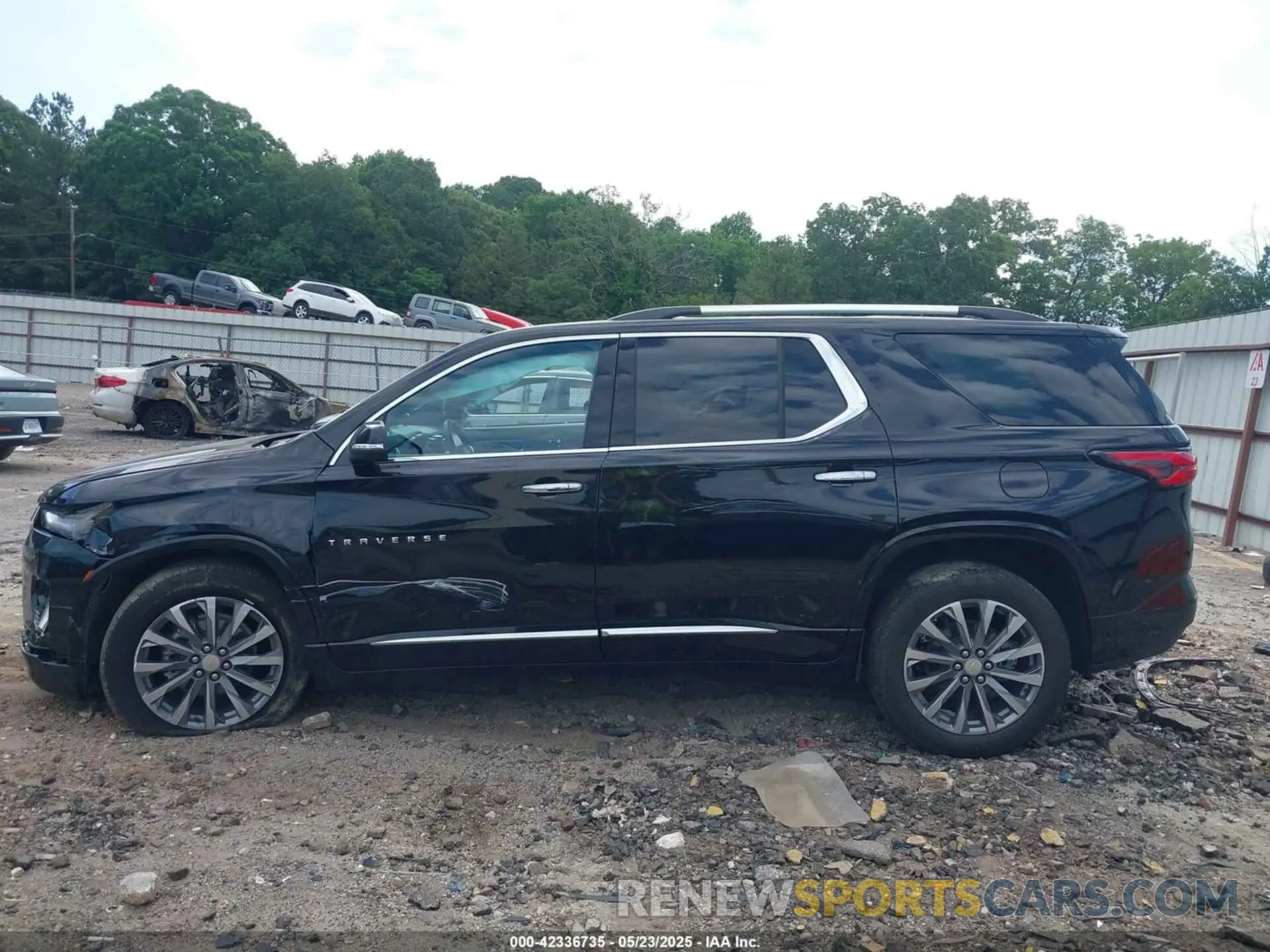 14 fotografías del automóvil dañado 1GNERKKW0PJ102130 CHEVROLET TRAVERSE 2023
