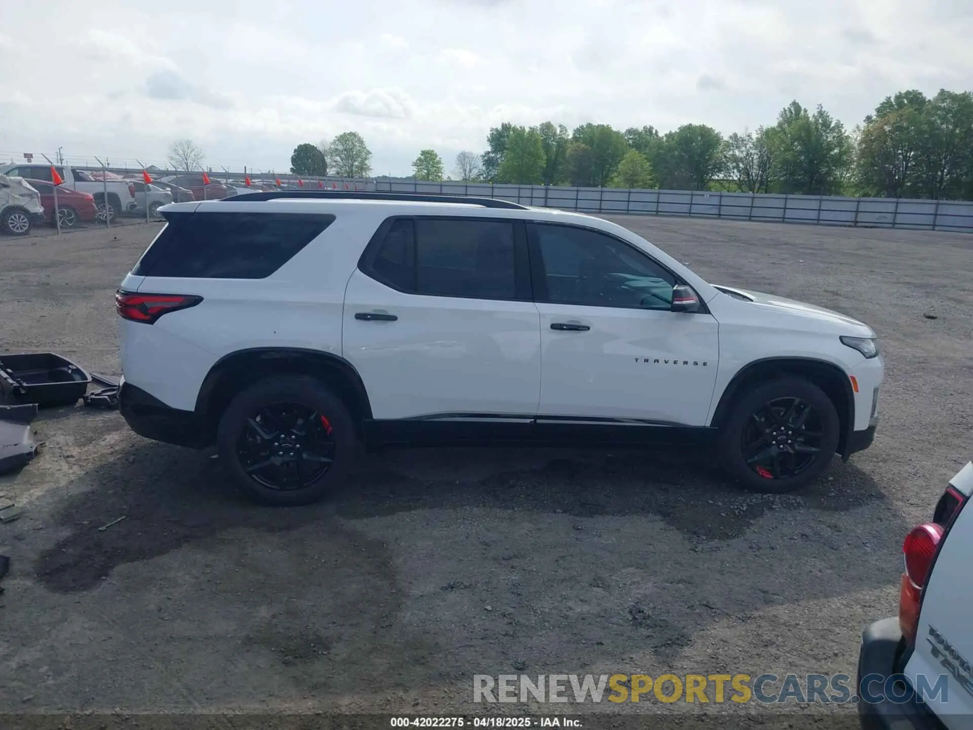 14 fotografías del automóvil dañado 1GNERKKW1PJ301414 CHEVROLET TRAVERSE 2023