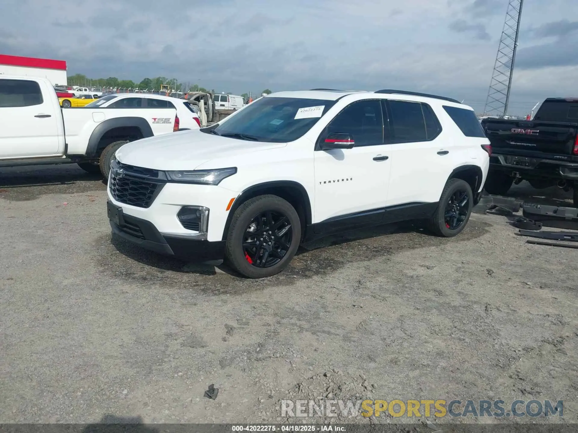 2 fotografías del automóvil dañado 1GNERKKW1PJ301414 CHEVROLET TRAVERSE 2023