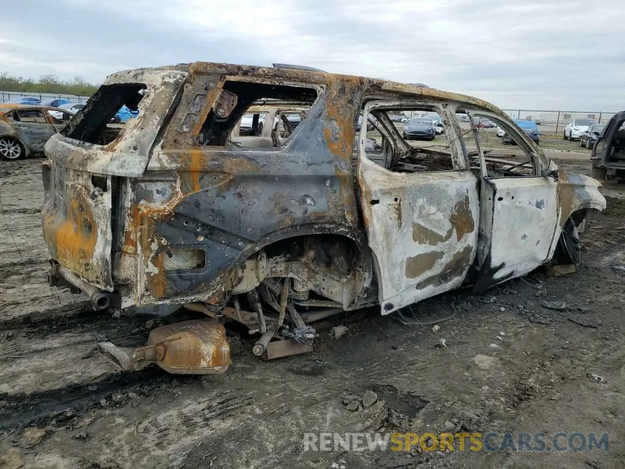 3 fotografías del automóvil dañado 1GNERNKW0PJ181932 CHEVROLET TRAVERSE 2023
