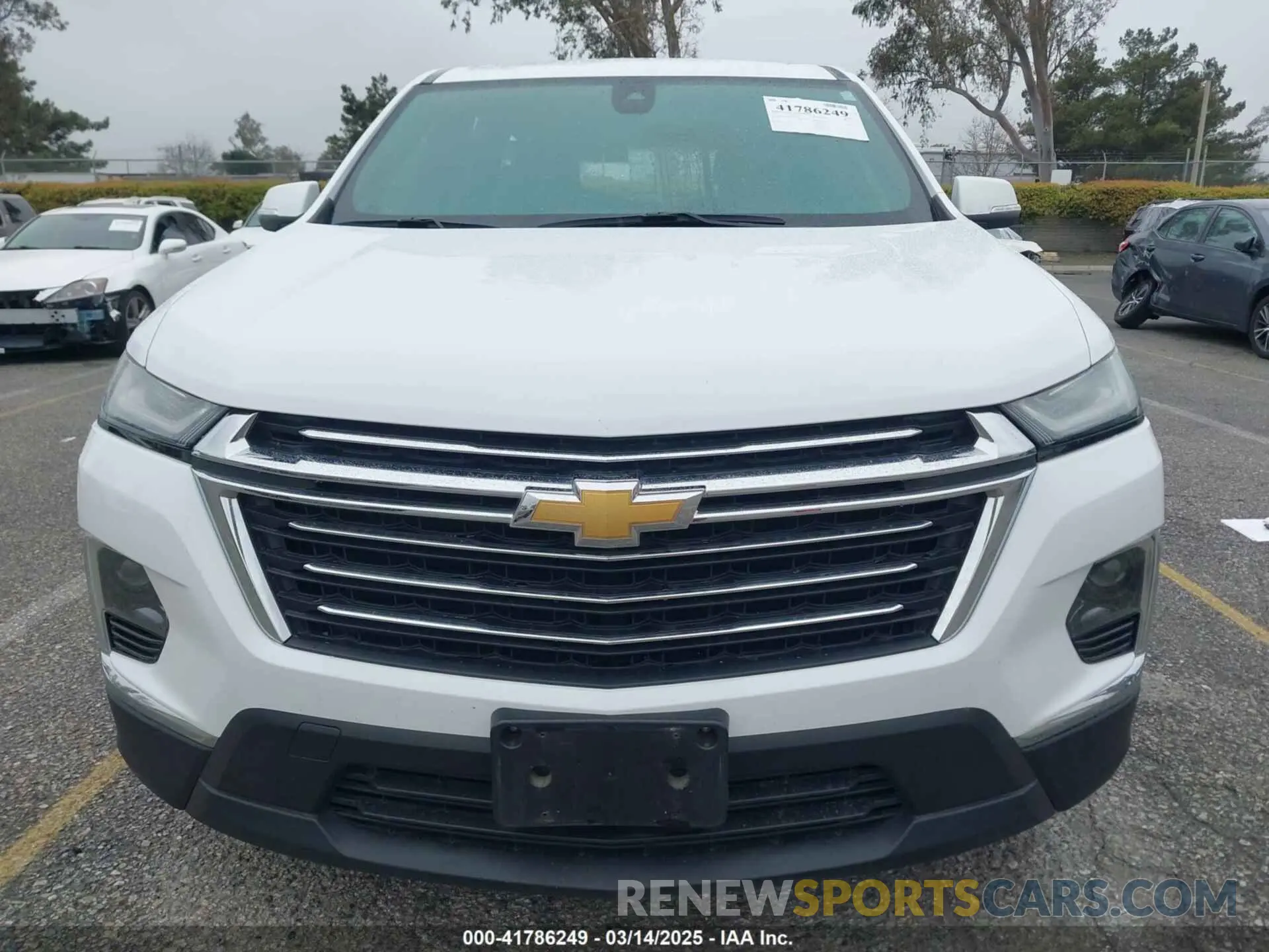 12 fotografías del automóvil dañado 1GNEVGKW1PJ180490 CHEVROLET TRAVERSE 2023