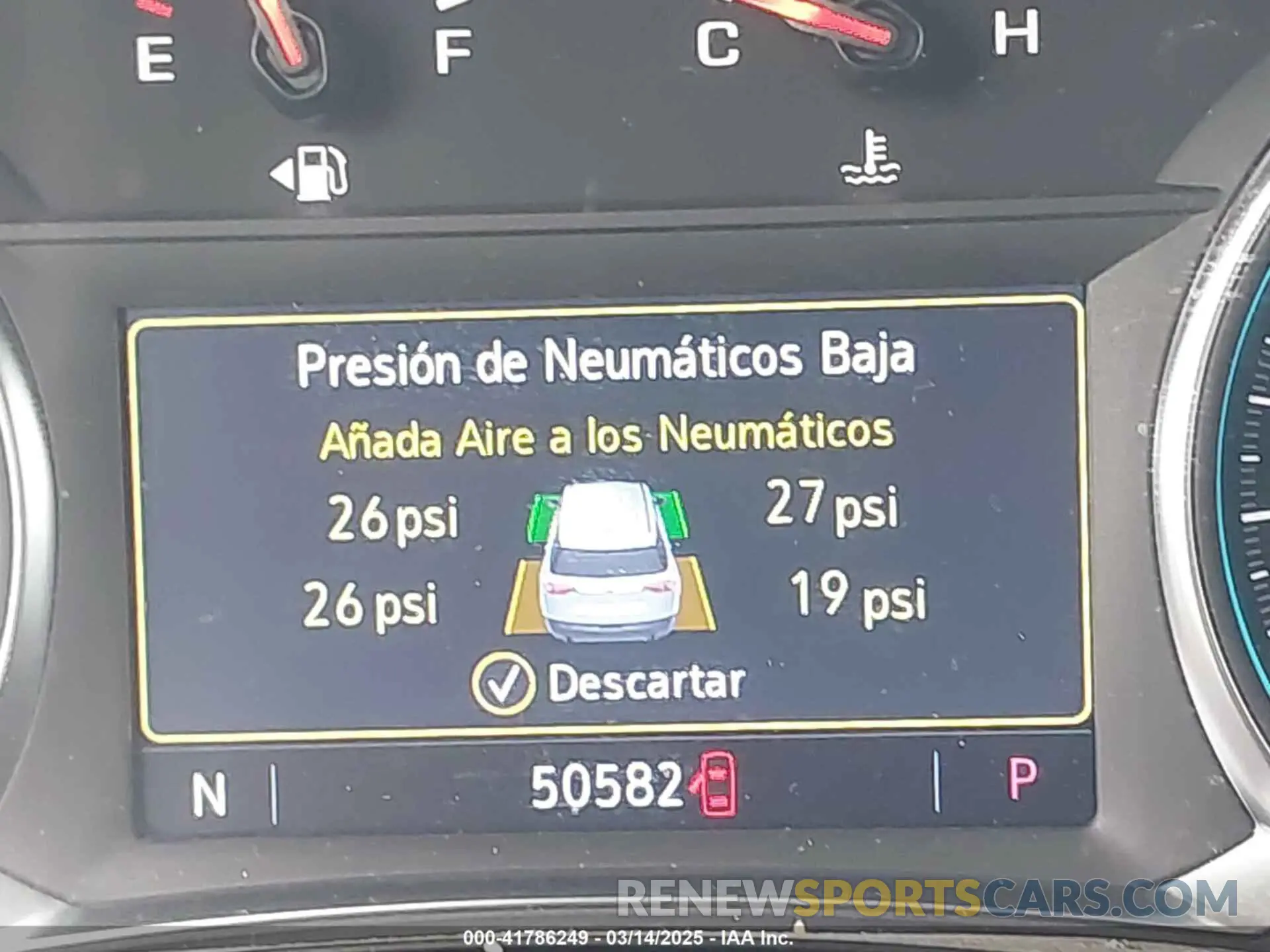 15 fotografías del automóvil dañado 1GNEVGKW1PJ180490 CHEVROLET TRAVERSE 2023