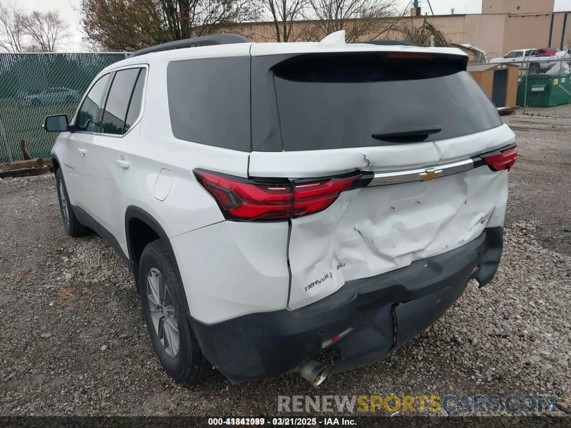 3 fotografías del automóvil dañado 1GNEVGKW2PJ135025 CHEVROLET TRAVERSE 2023