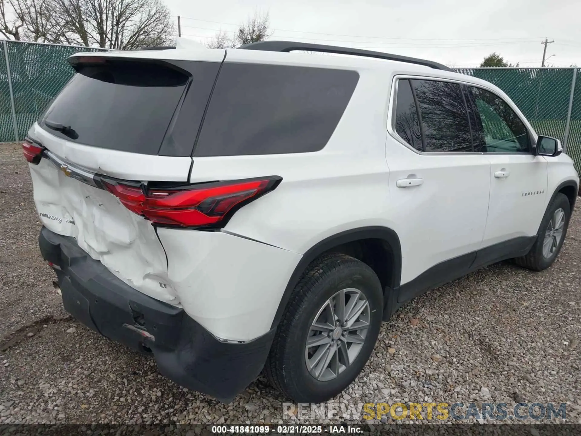 4 fotografías del automóvil dañado 1GNEVGKW2PJ135025 CHEVROLET TRAVERSE 2023