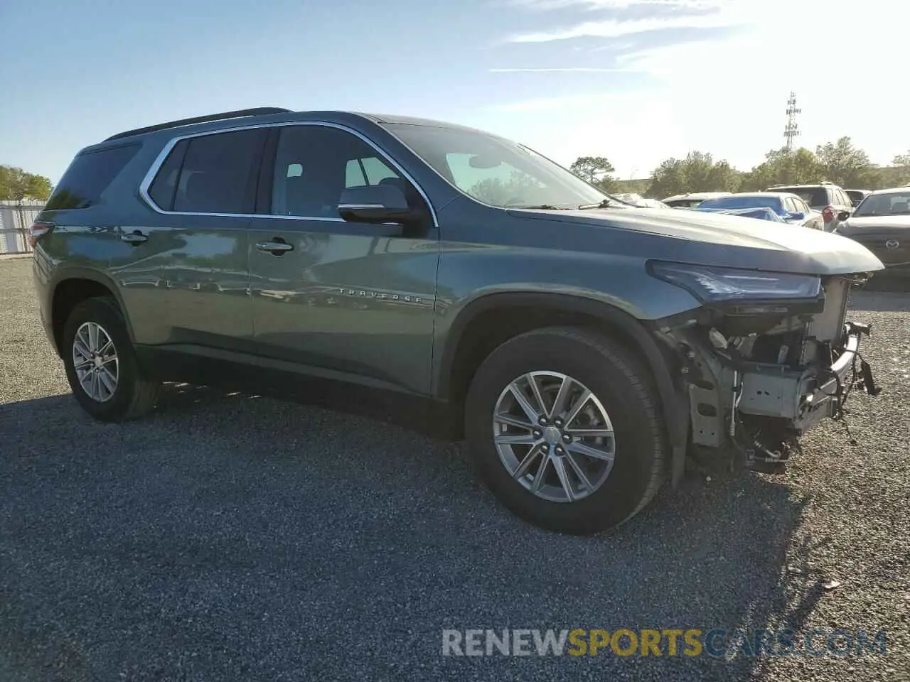 4 fotografías del automóvil dañado 1GNEVGKW3PJ147121 CHEVROLET TRAVERSE 2023