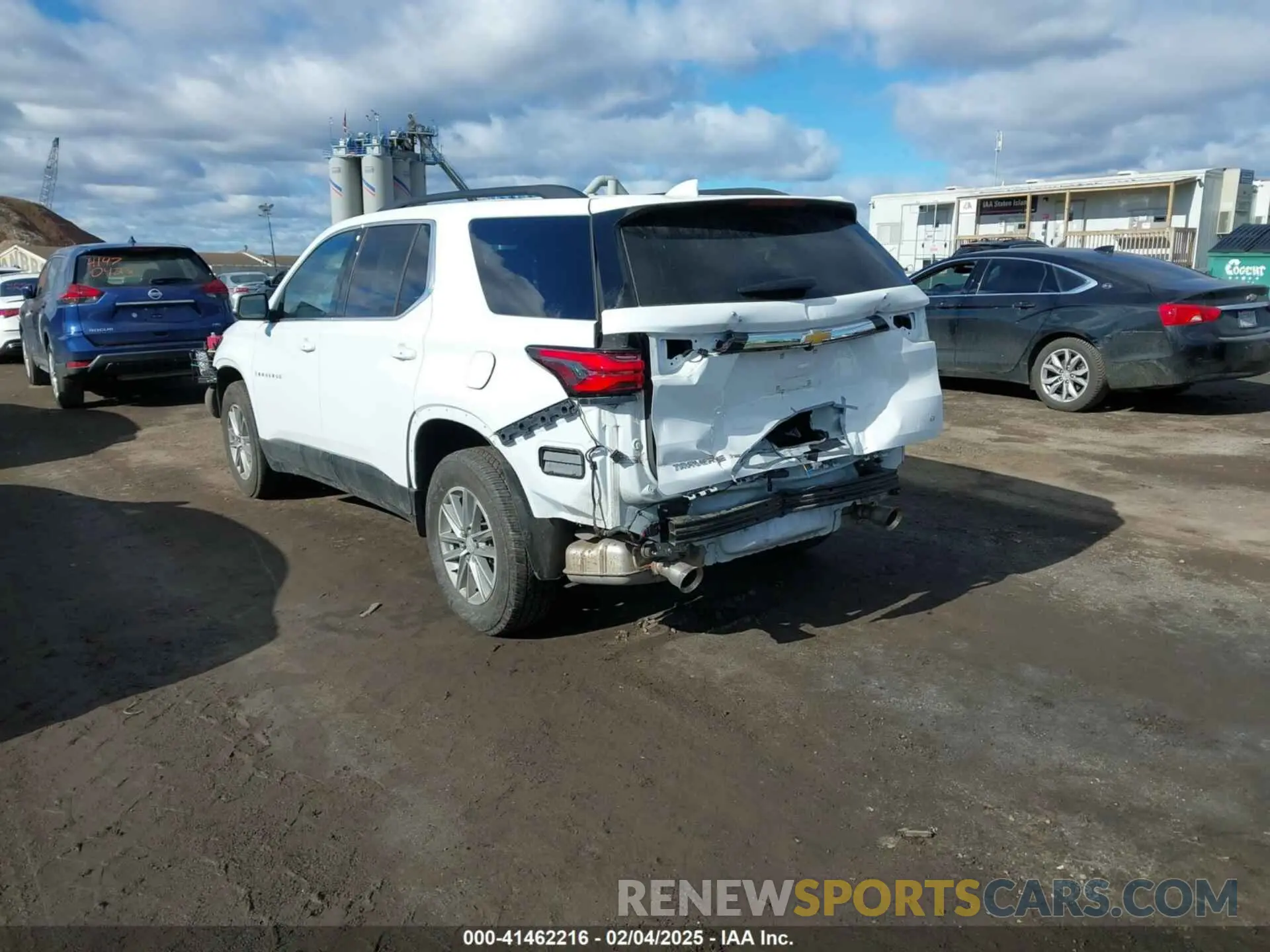3 fotografías del automóvil dañado 1GNEVGKW3PJ224425 CHEVROLET TRAVERSE 2023