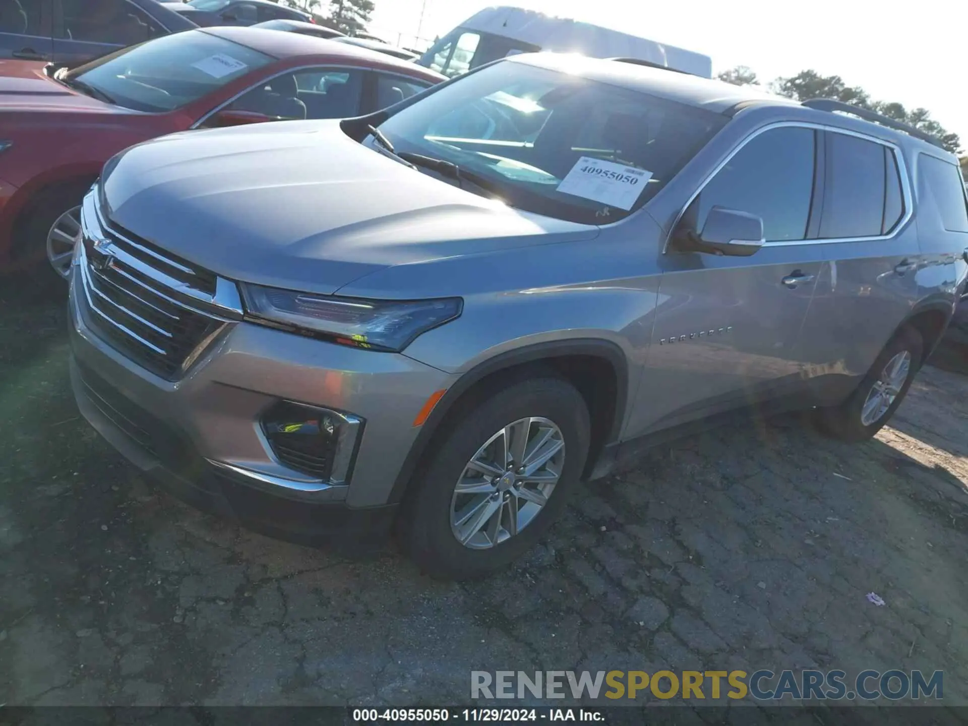 2 fotografías del automóvil dañado 1GNEVGKW5PJ324851 CHEVROLET TRAVERSE 2023