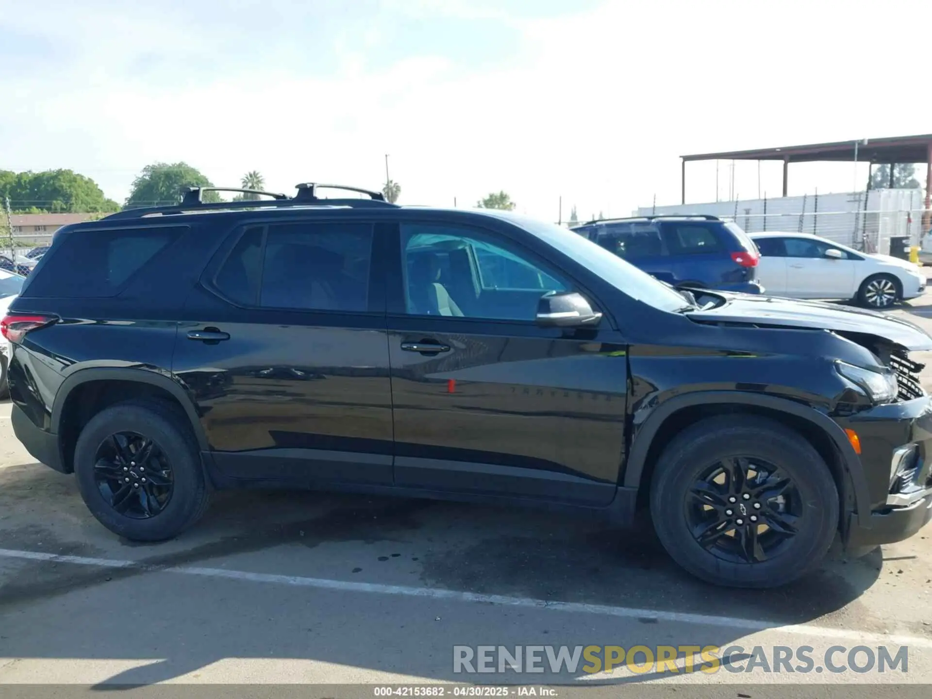 13 fotografías del automóvil dañado 1GNEVGKW9PJ296374 CHEVROLET TRAVERSE 2023