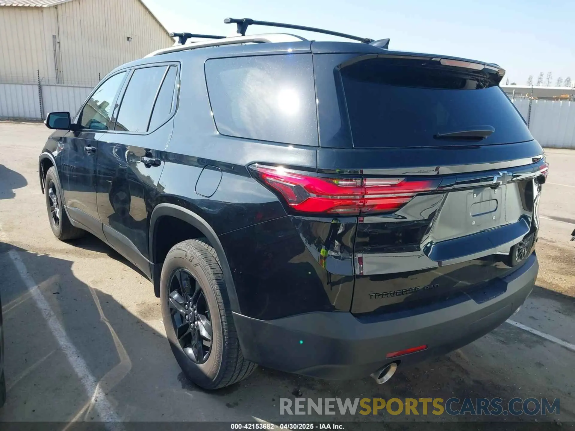 3 fotografías del automóvil dañado 1GNEVGKW9PJ296374 CHEVROLET TRAVERSE 2023