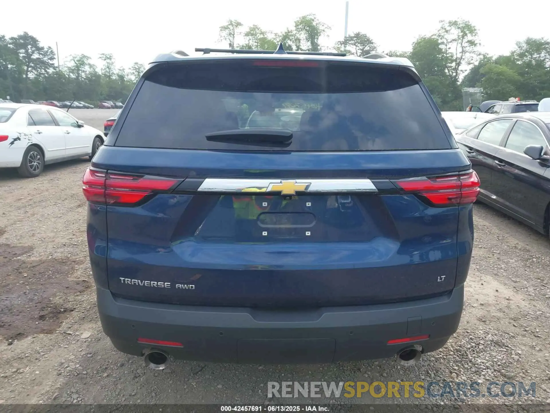 16 fotografías del automóvil dañado 1GNEVGKWXPJ132597 CHEVROLET TRAVERSE 2023