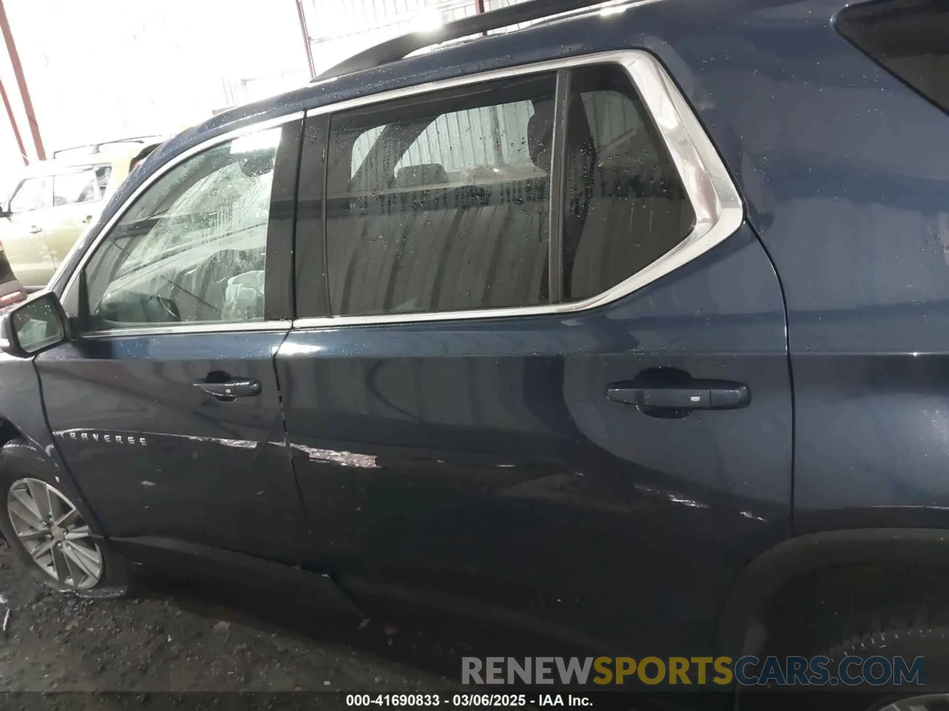 13 fotografías del automóvil dañado 1GNEVGKWXPJ136486 CHEVROLET TRAVERSE 2023