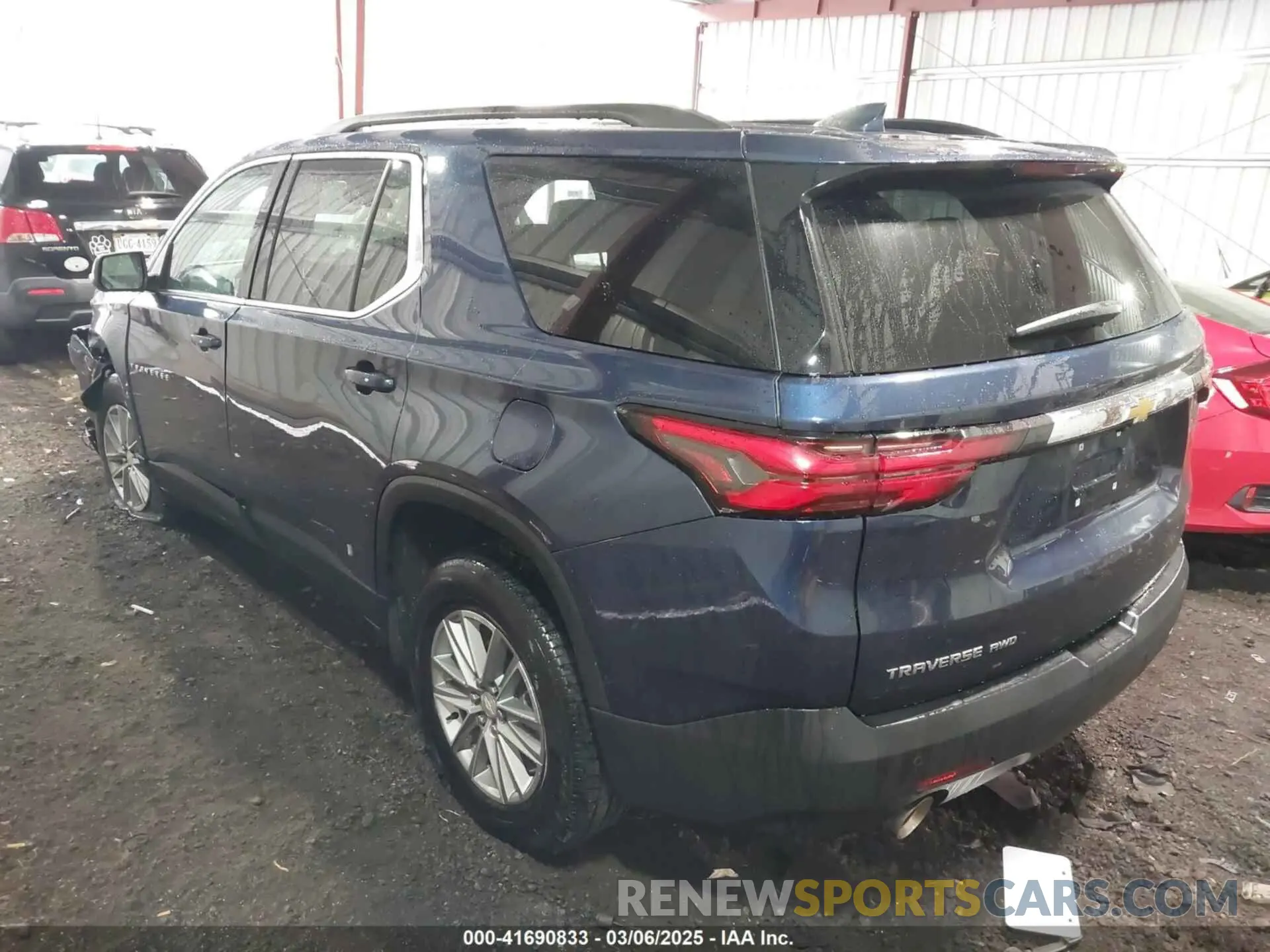 3 fotografías del automóvil dañado 1GNEVGKWXPJ136486 CHEVROLET TRAVERSE 2023