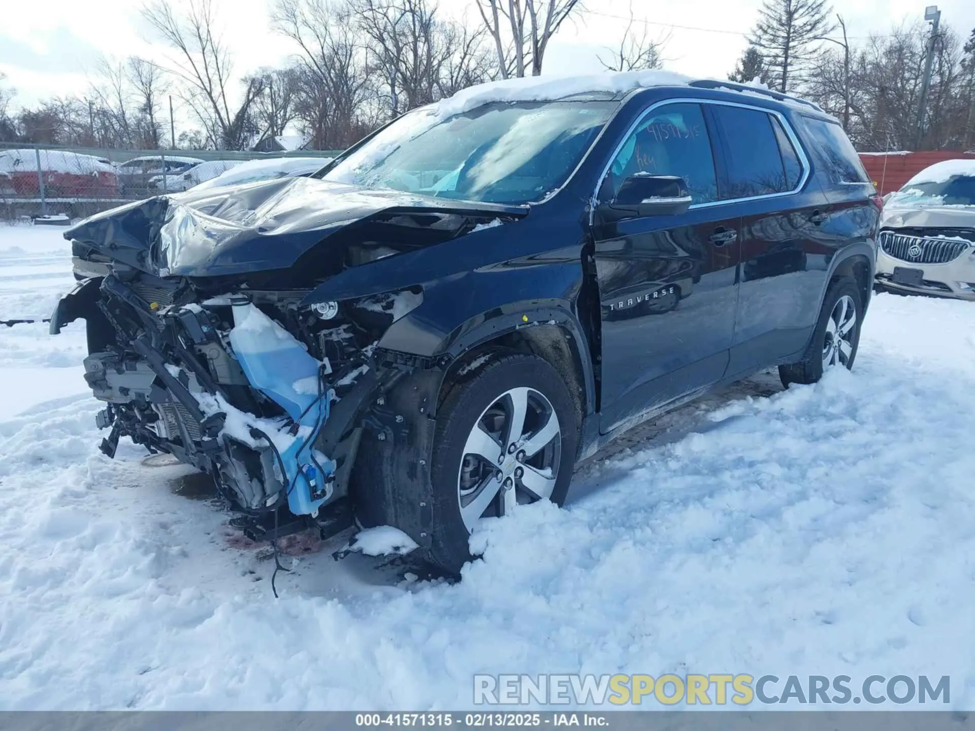 2 fotografías del automóvil dañado 1GNEVHKW0PJ154971 CHEVROLET TRAVERSE 2023