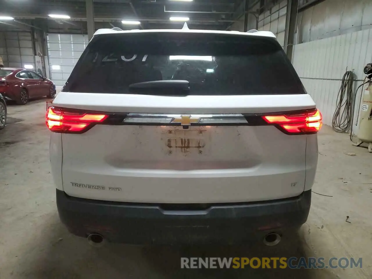 6 fotografías del automóvil dañado 1GNEVHKW0PJ233704 CHEVROLET TRAVERSE 2023