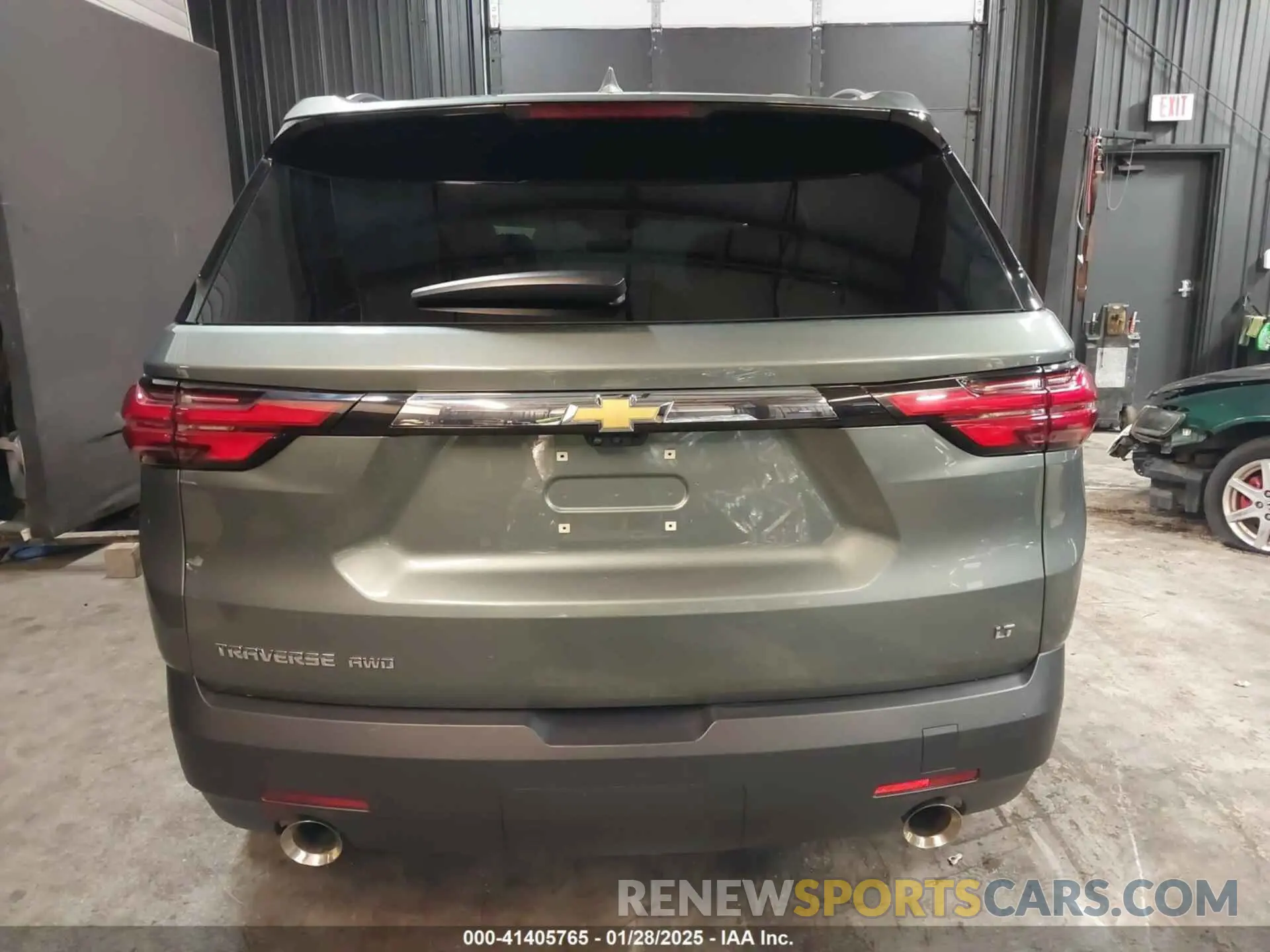 17 fotografías del automóvil dañado 1GNEVHKW2PJ174297 CHEVROLET TRAVERSE 2023