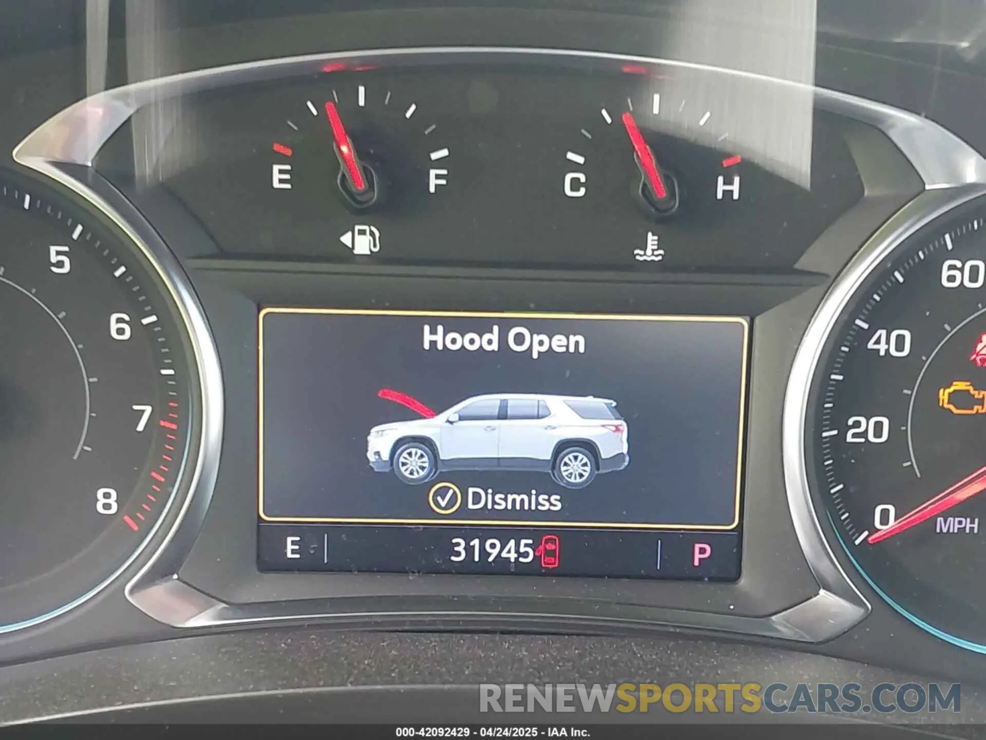 16 fotografías del automóvil dañado 1GNEVHKW2PJ243652 CHEVROLET TRAVERSE 2023