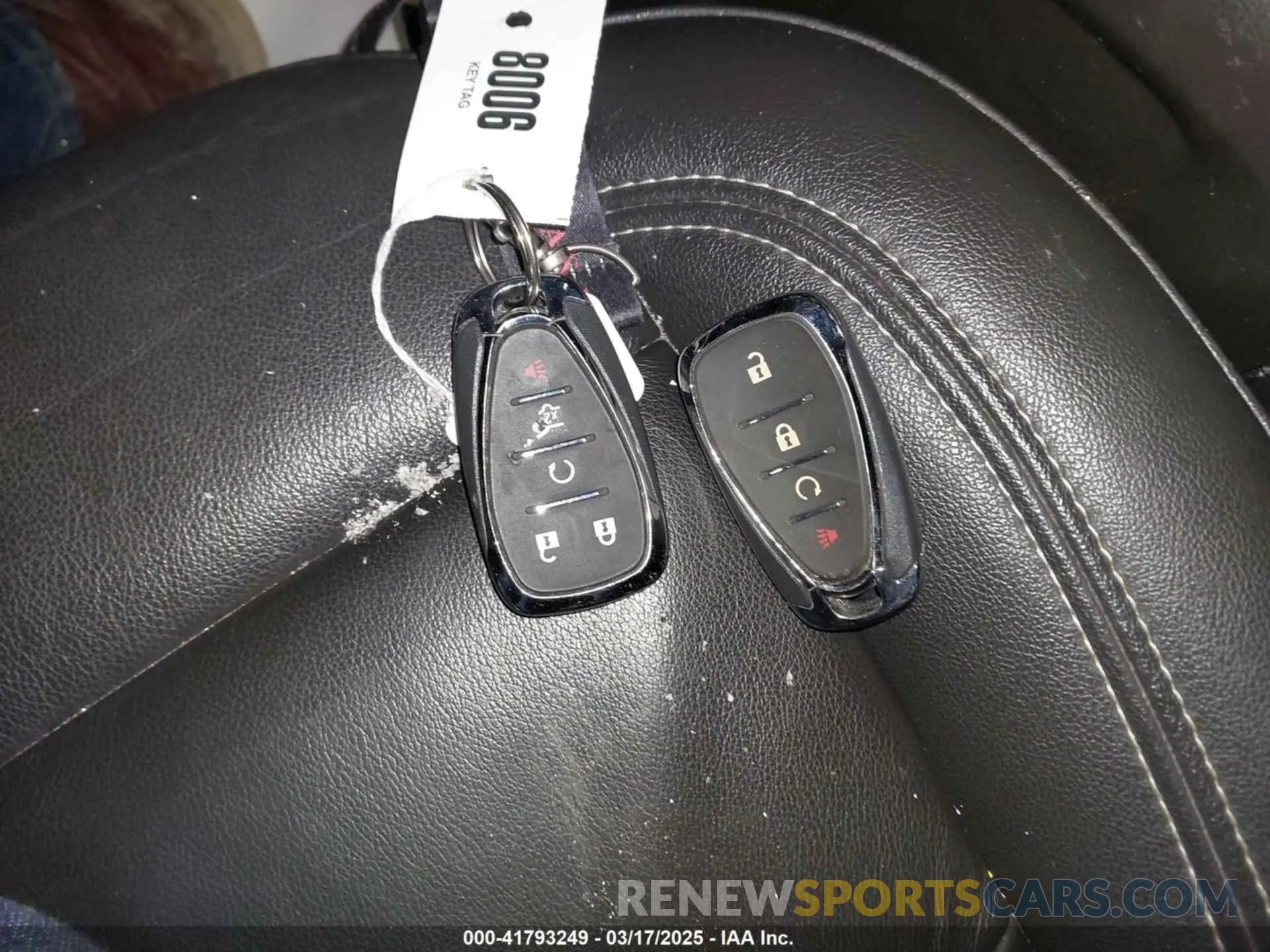 11 fotografías del automóvil dañado 1GNEVHKW5PJ164766 CHEVROLET TRAVERSE 2023