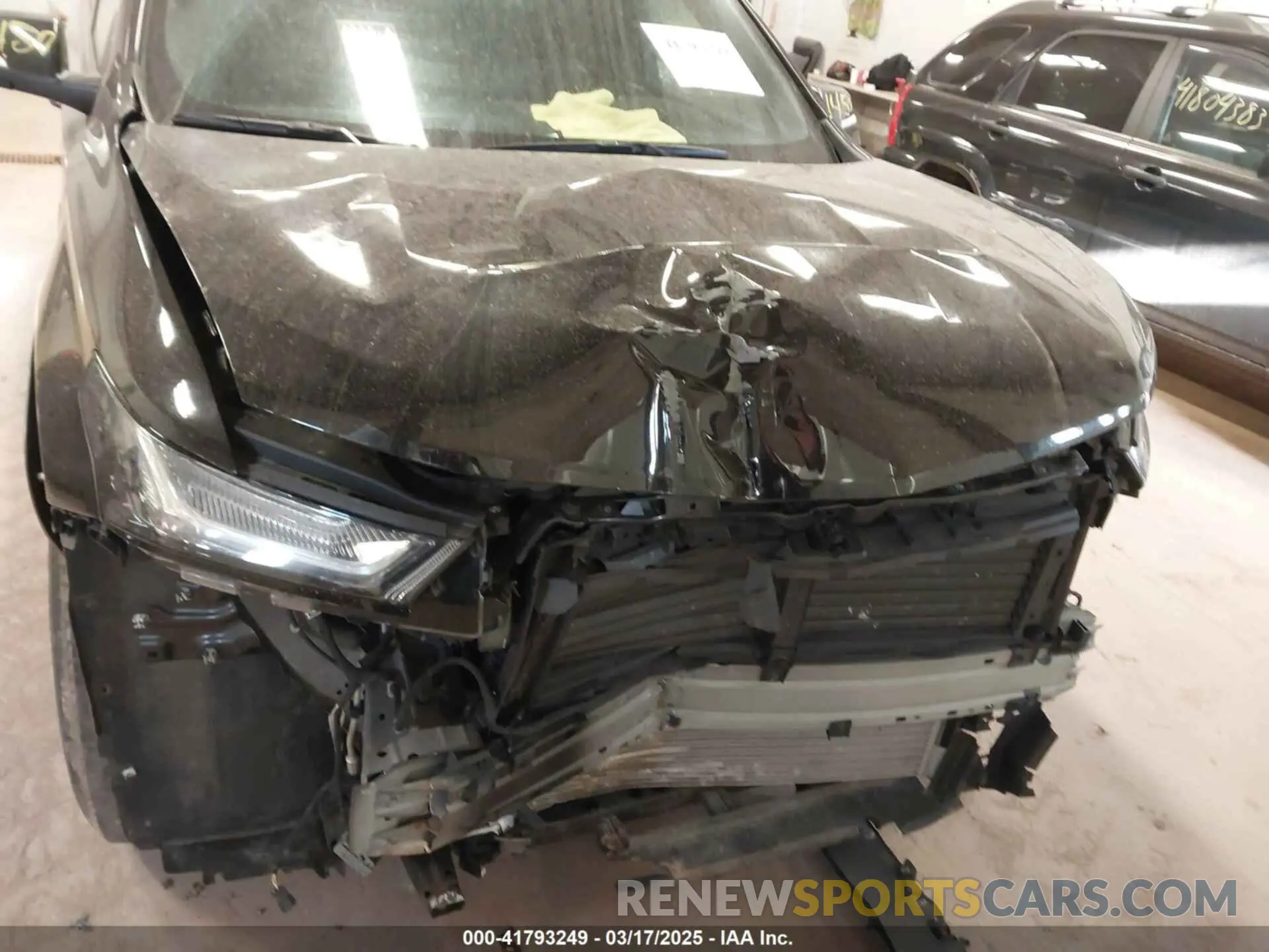 13 fotografías del automóvil dañado 1GNEVHKW5PJ164766 CHEVROLET TRAVERSE 2023