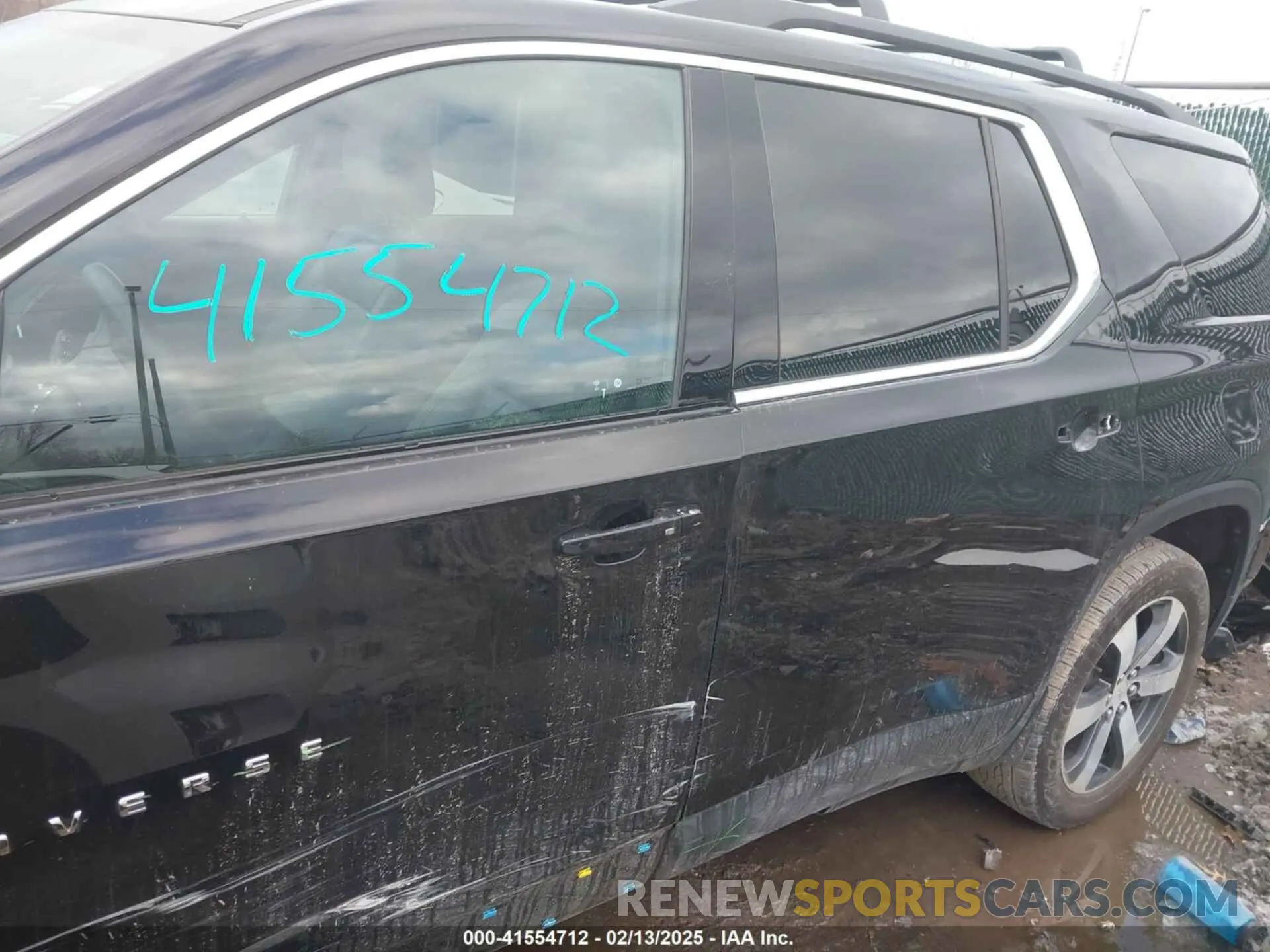 15 fotografías del automóvil dañado 1GNEVHKW6PJ178384 CHEVROLET TRAVERSE 2023