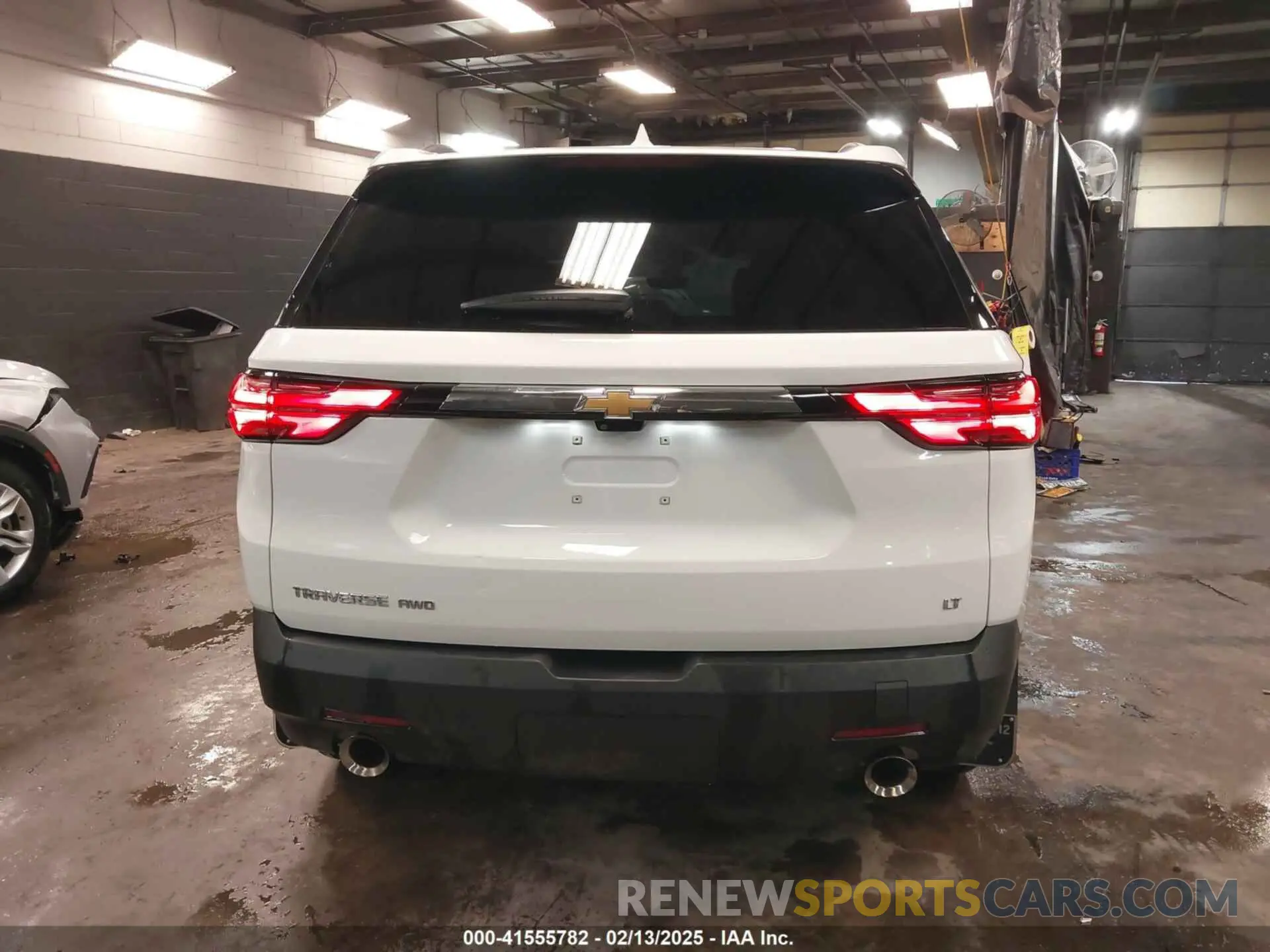 16 fotografías del automóvil dañado 1GNEVHKW6PJ207754 CHEVROLET TRAVERSE 2023