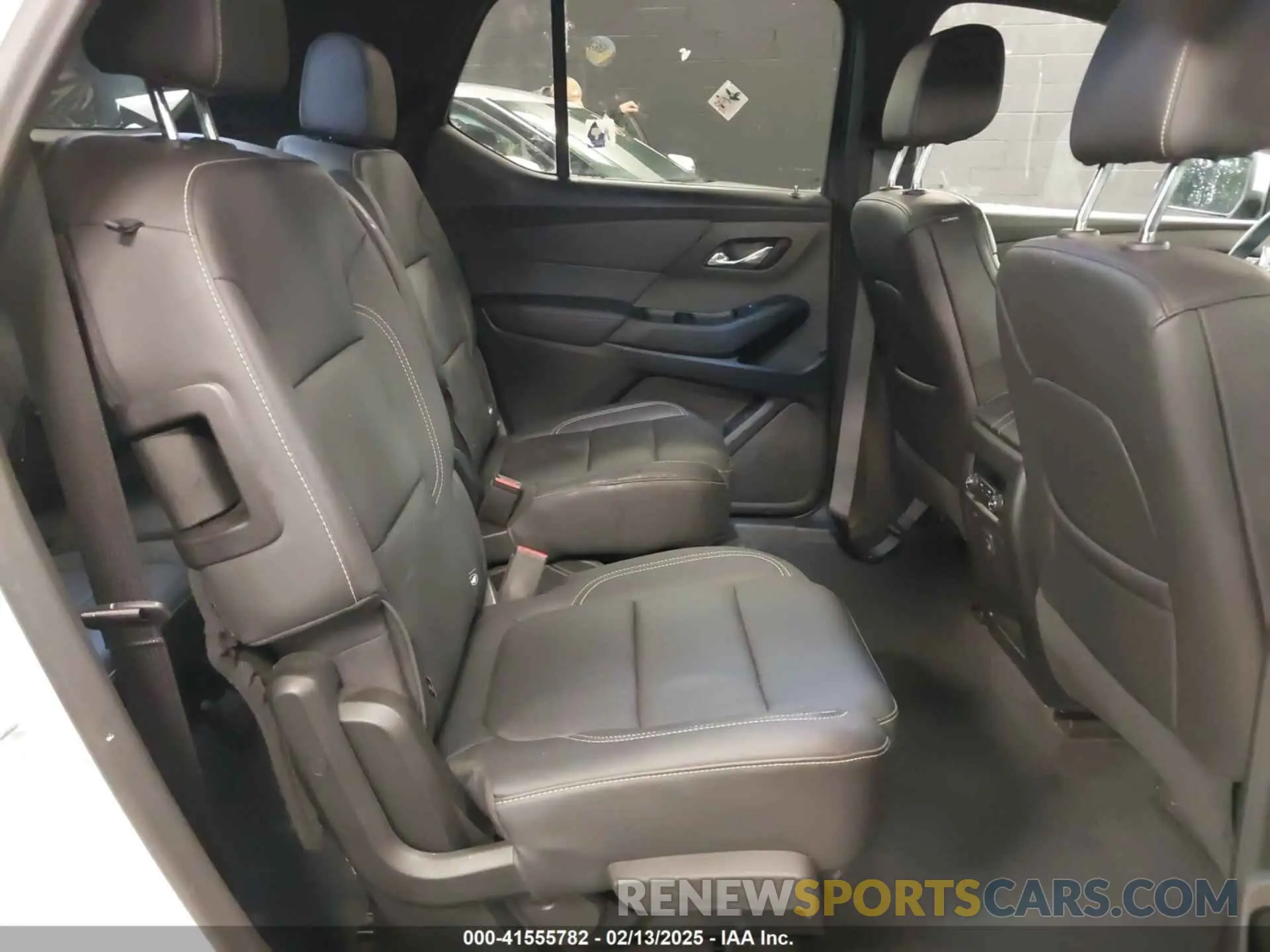 8 fotografías del automóvil dañado 1GNEVHKW6PJ207754 CHEVROLET TRAVERSE 2023