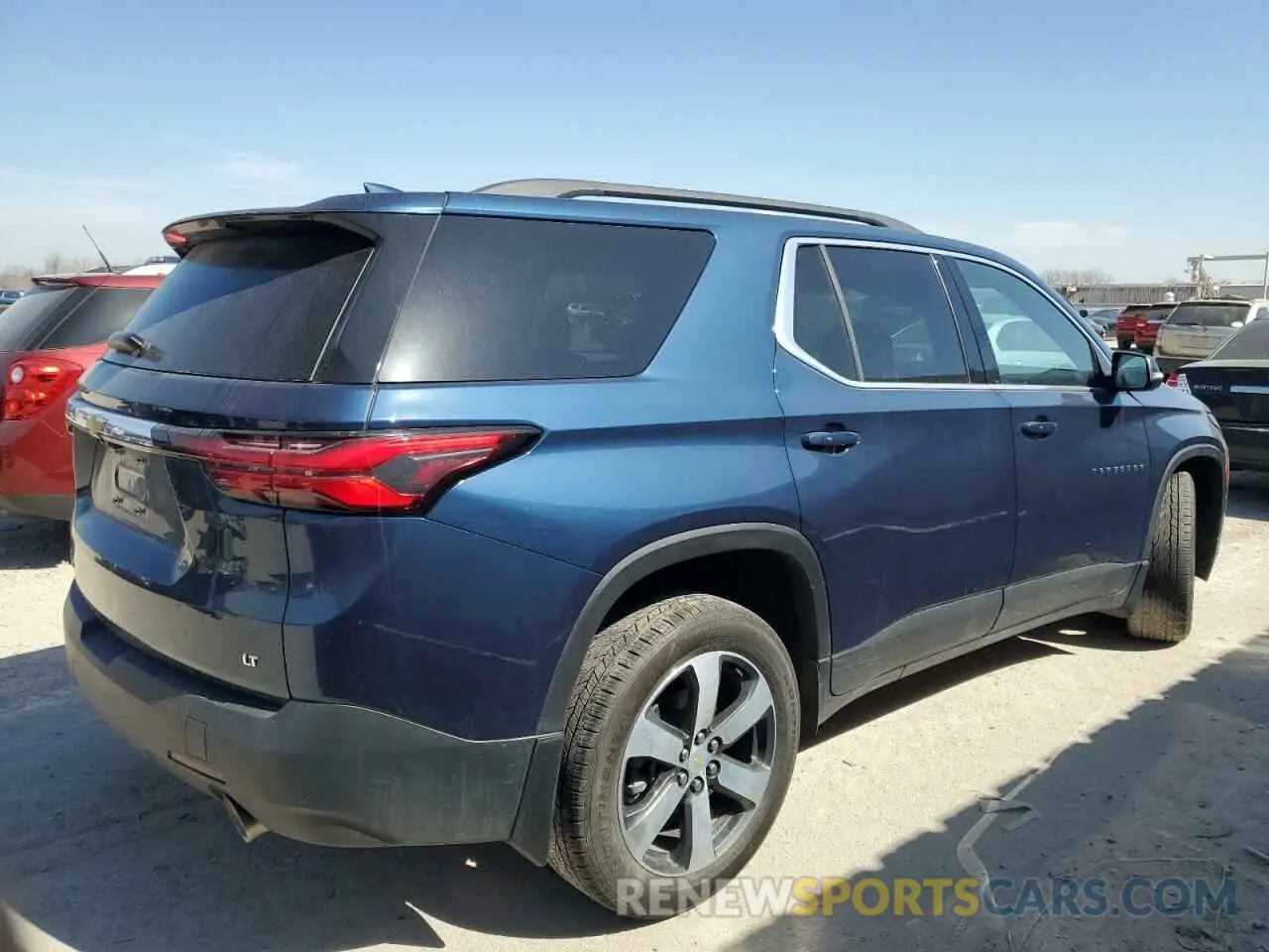 3 fotografías del automóvil dañado 1GNEVHKW6PJ217961 CHEVROLET TRAVERSE 2023