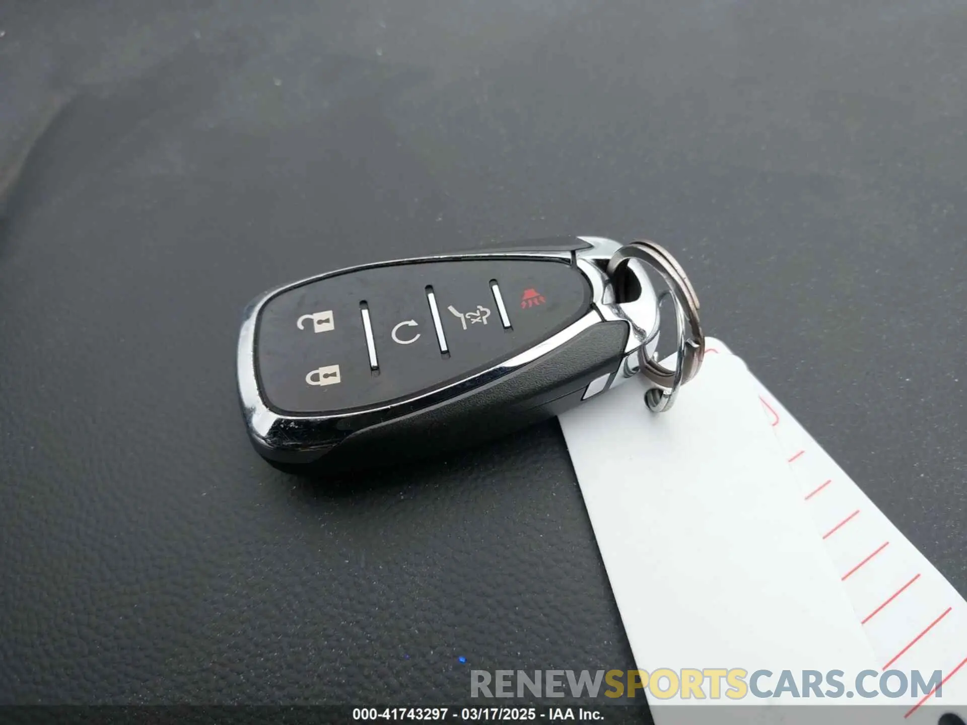 11 fotografías del automóvil dañado 1GNEVHKW8PJ288112 CHEVROLET TRAVERSE 2023