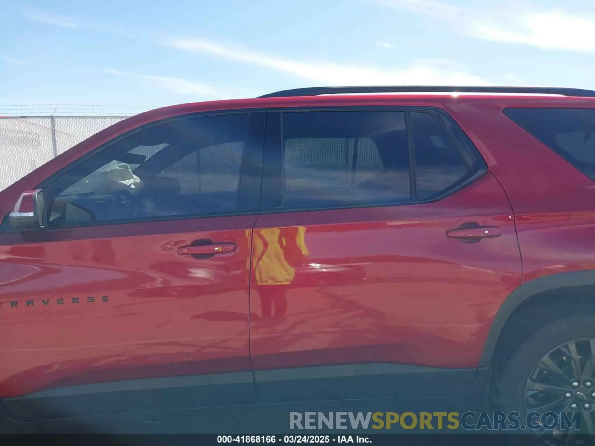 14 fotografías del automóvil dañado 1GNEVJKW8PJ234669 CHEVROLET TRAVERSE 2023