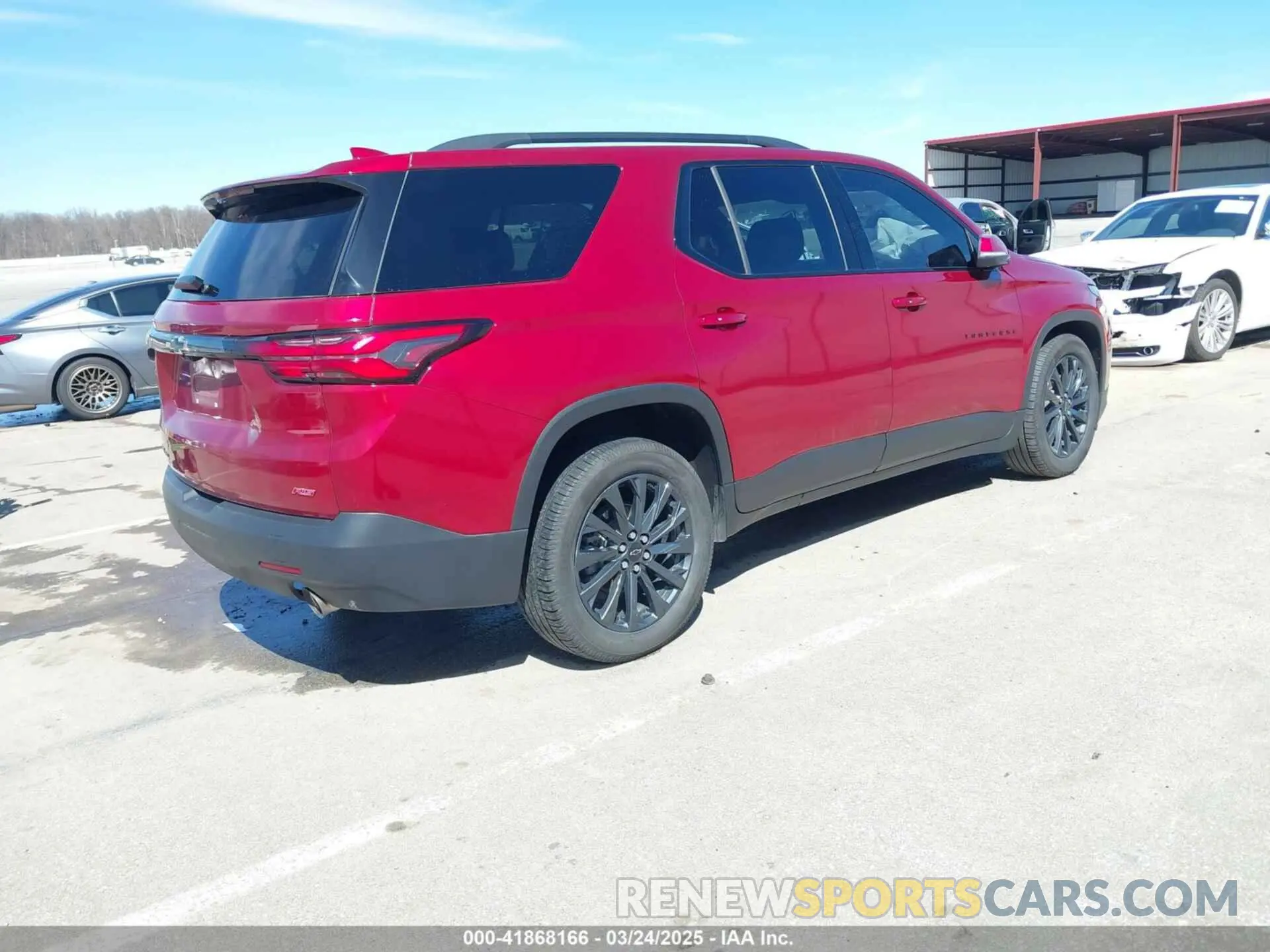 4 fotografías del automóvil dañado 1GNEVJKW8PJ234669 CHEVROLET TRAVERSE 2023