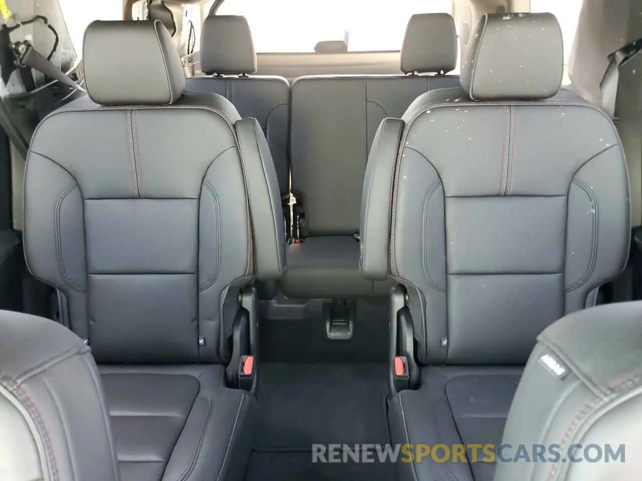 10 fotografías del automóvil dañado 1GNEVJKWXPJ182011 CHEVROLET TRAVERSE 2023