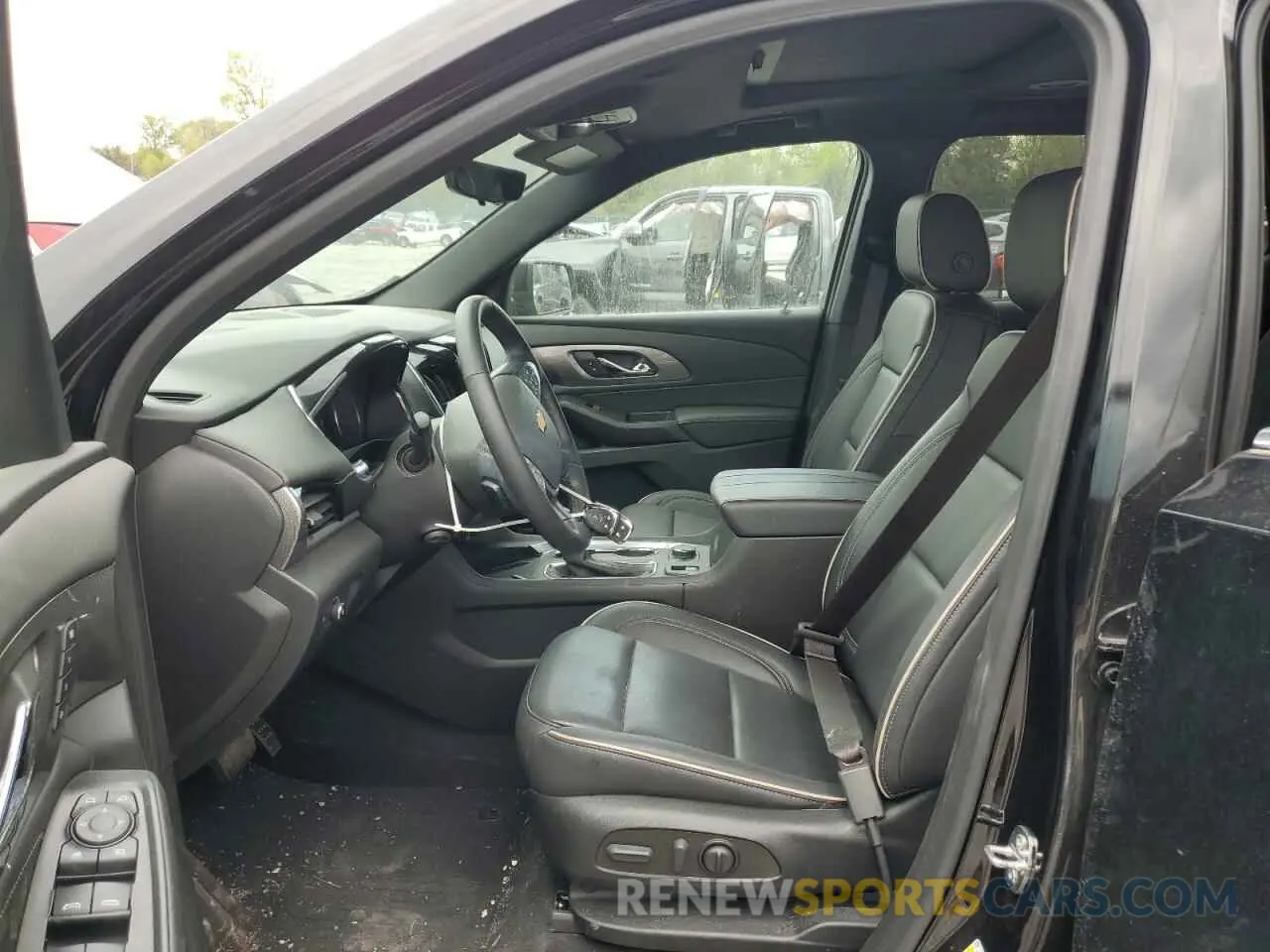 7 fotografías del automóvil dañado 1GNEVKKW1PJ255479 CHEVROLET TRAVERSE 2023