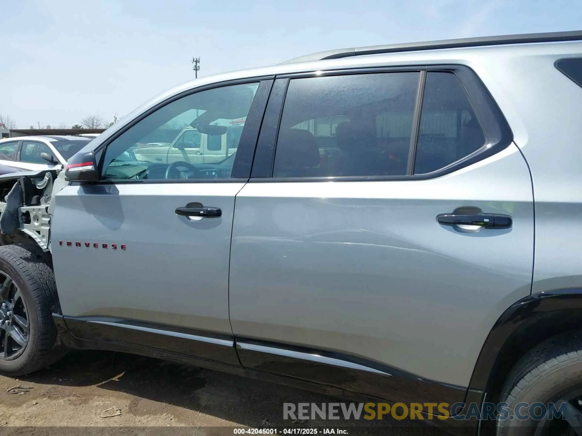 15 fotografías del automóvil dañado 1GNEVKKW1PJ290023 CHEVROLET TRAVERSE 2023