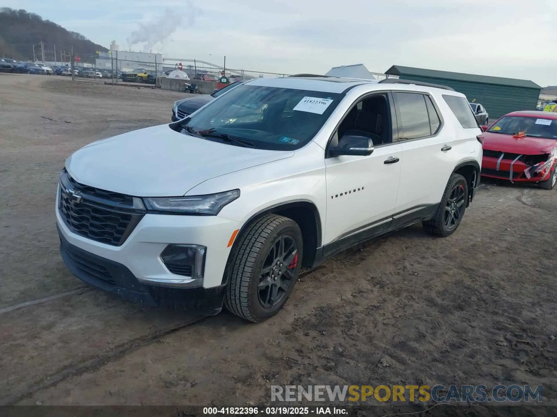 2 fotografías del automóvil dañado 1GNEVKKW8PJ218171 CHEVROLET TRAVERSE 2023