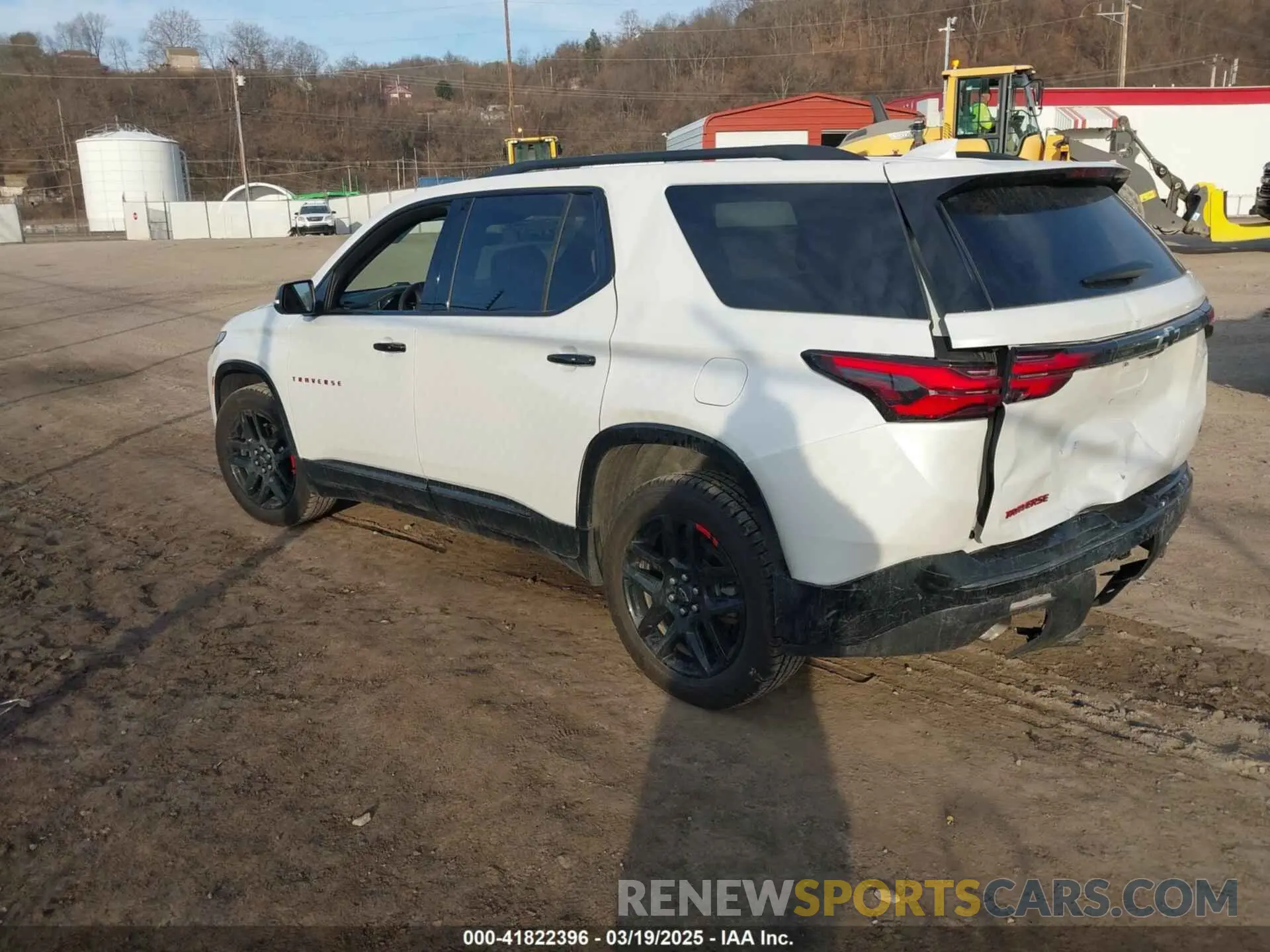 3 fotografías del automóvil dañado 1GNEVKKW8PJ218171 CHEVROLET TRAVERSE 2023