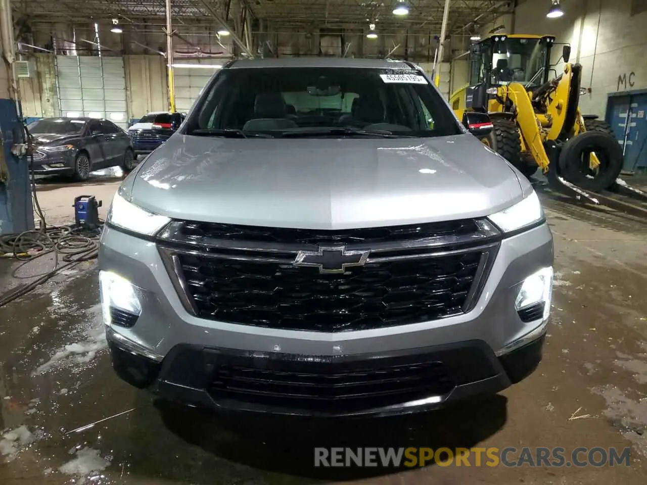 5 fotografías del automóvil dañado 1GNEVKKWXPJ324251 CHEVROLET TRAVERSE 2023