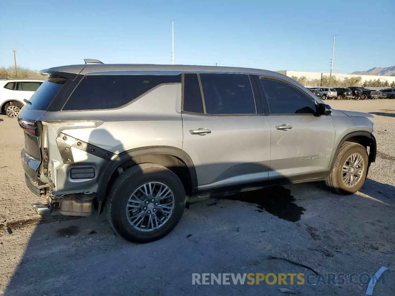3 fotografías del automóvil dañado 1GNEREKS9RJ177071 CHEVROLET TRAVERSE 2024