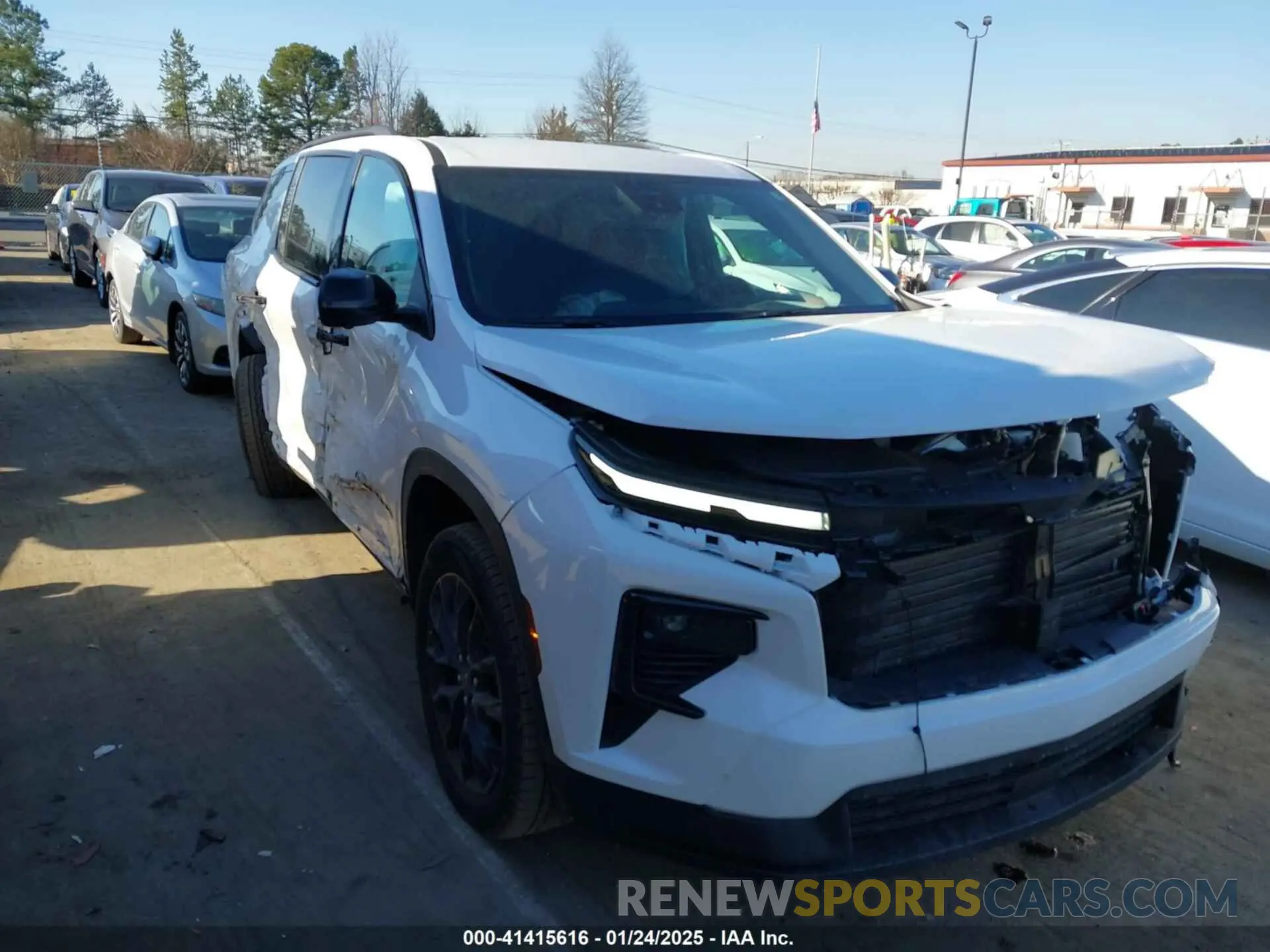 1 fotografías del automóvil dañado 1GNERGKS0RJ153334 CHEVROLET TRAVERSE 2024
