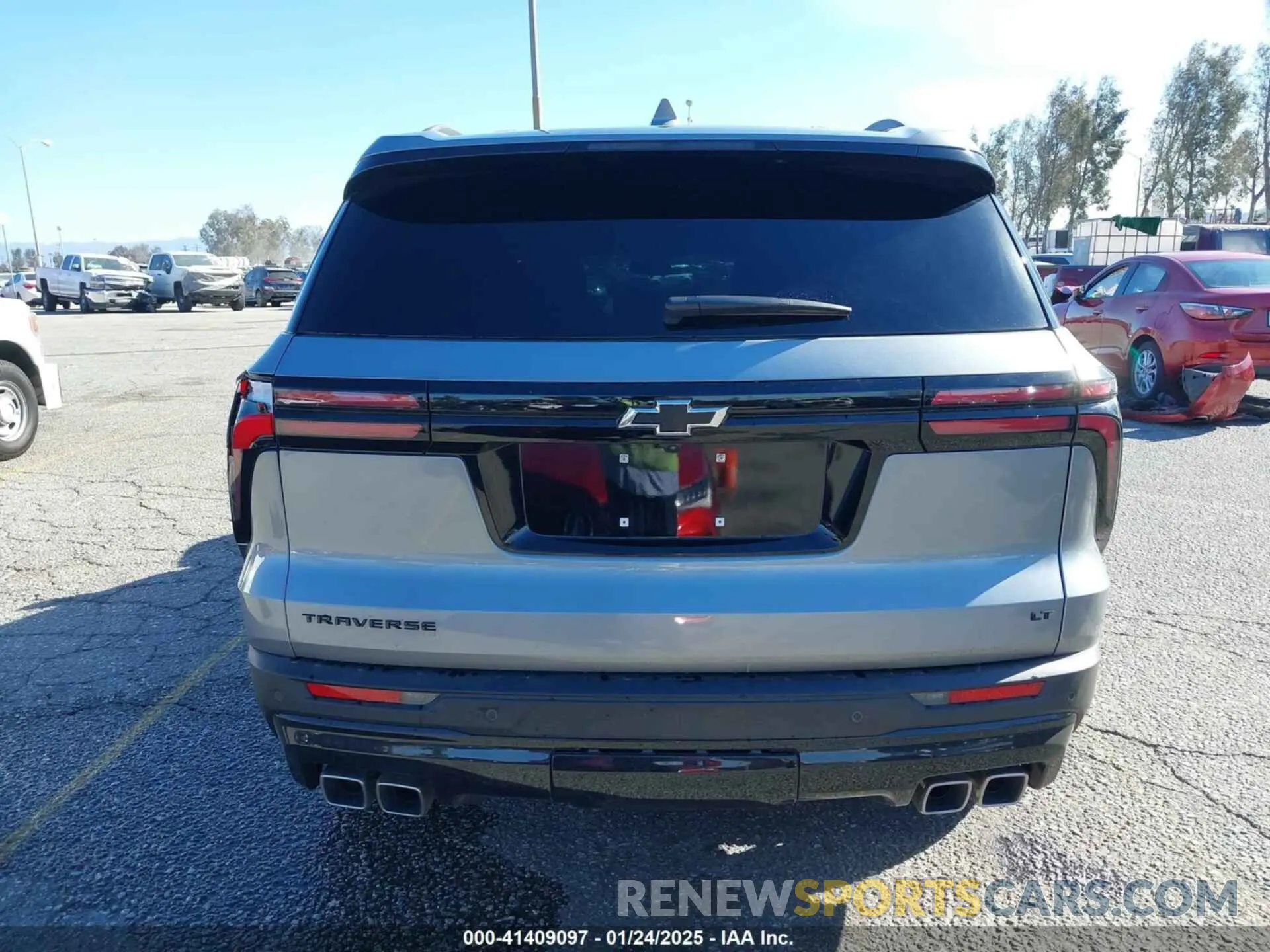 17 fotografías del automóvil dañado 1GNERGKS4RJ143731 CHEVROLET TRAVERSE 2024