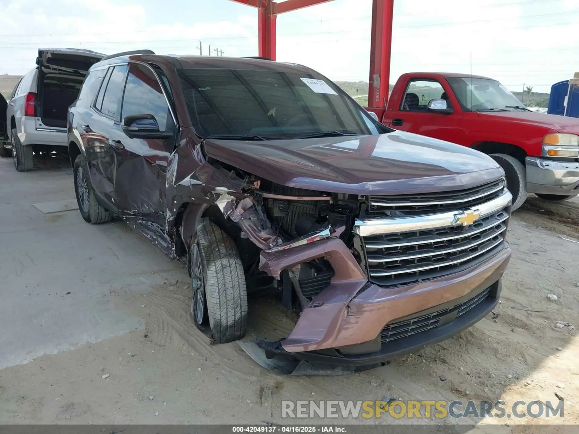 1 fotografías del automóvil dañado 1GNERGKS7RJ143173 CHEVROLET TRAVERSE 2024